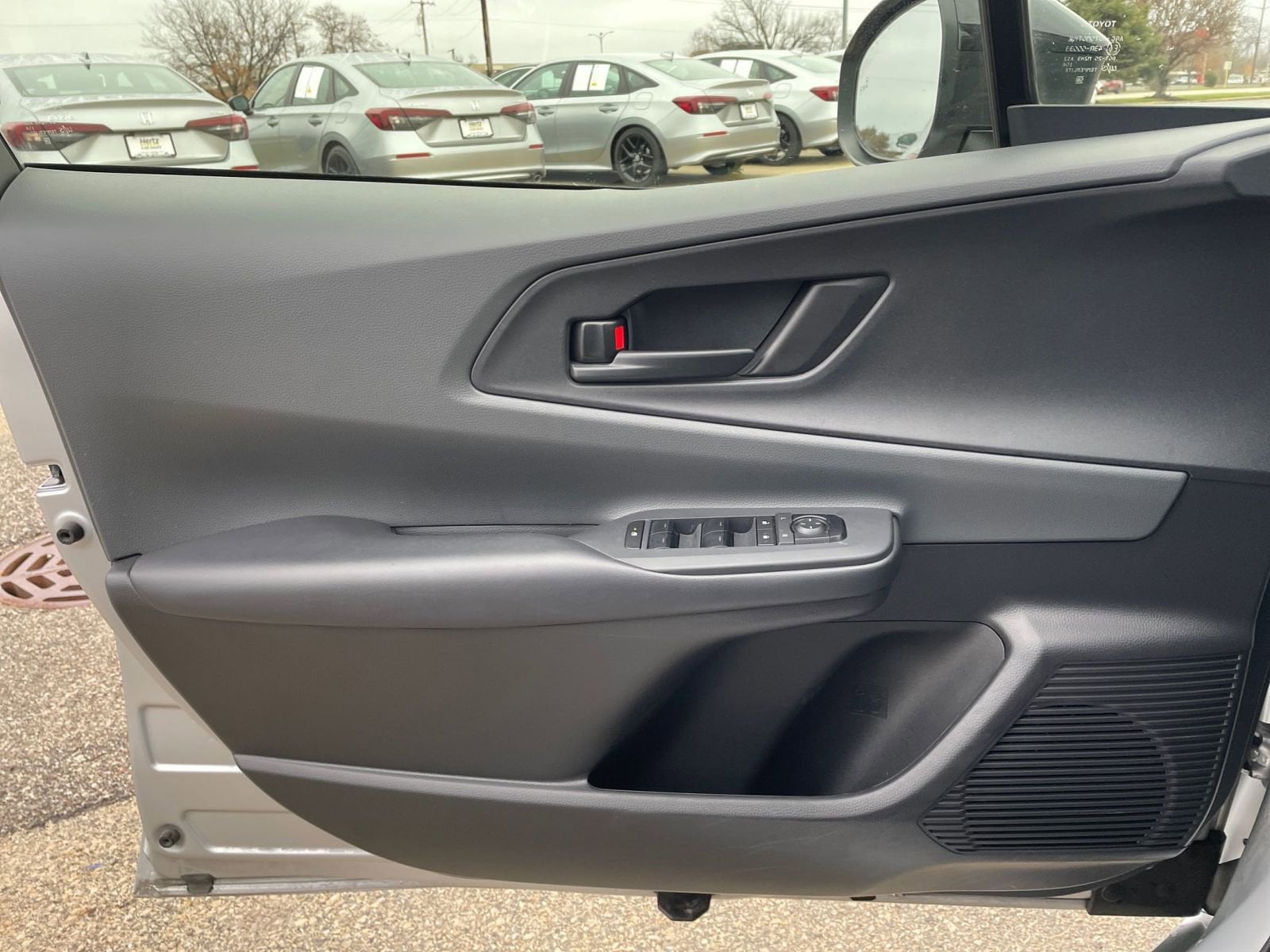 Thumbnail: 2025 Toyota Prius - 20