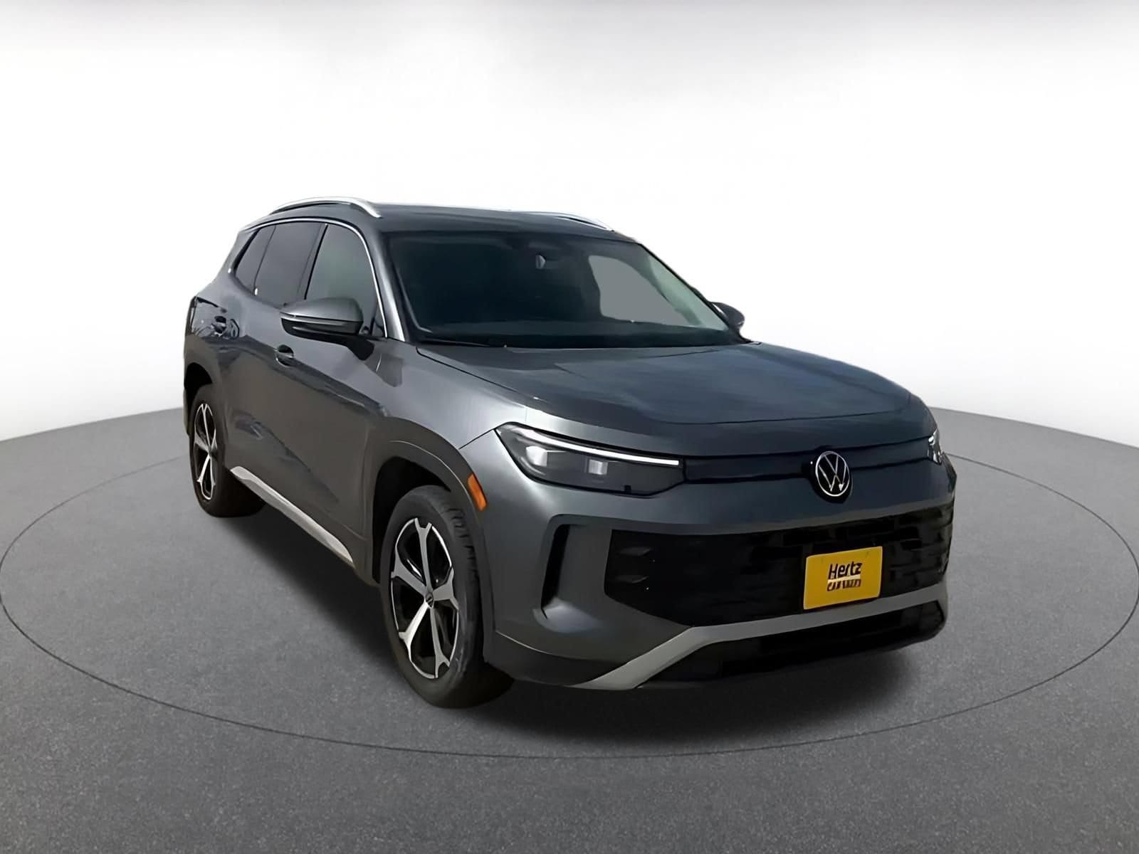 Thumbnail: 2026 Volkswagen Tiguan - 3