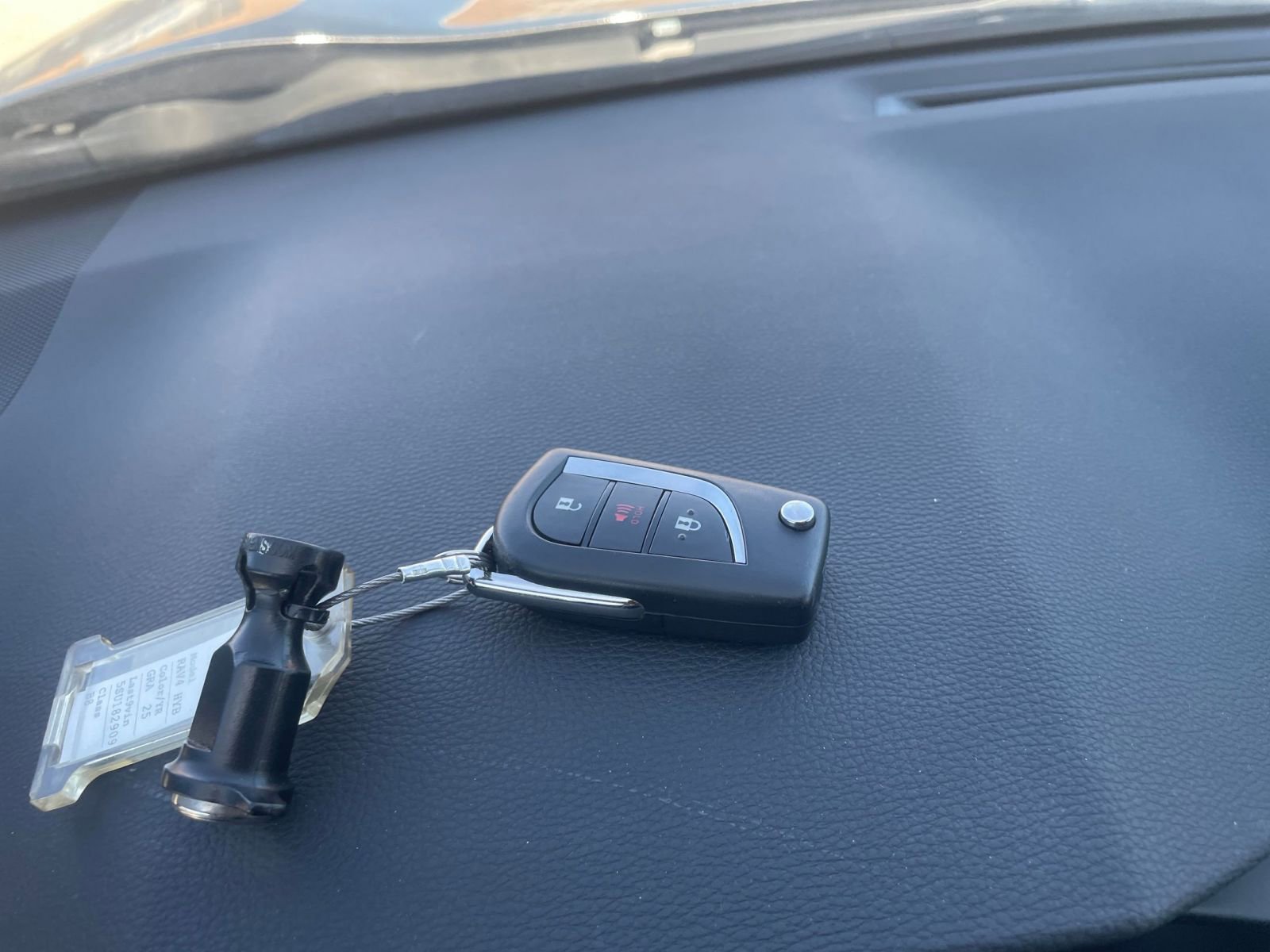 Thumbnail: 2025 Toyota RAV4 - 22