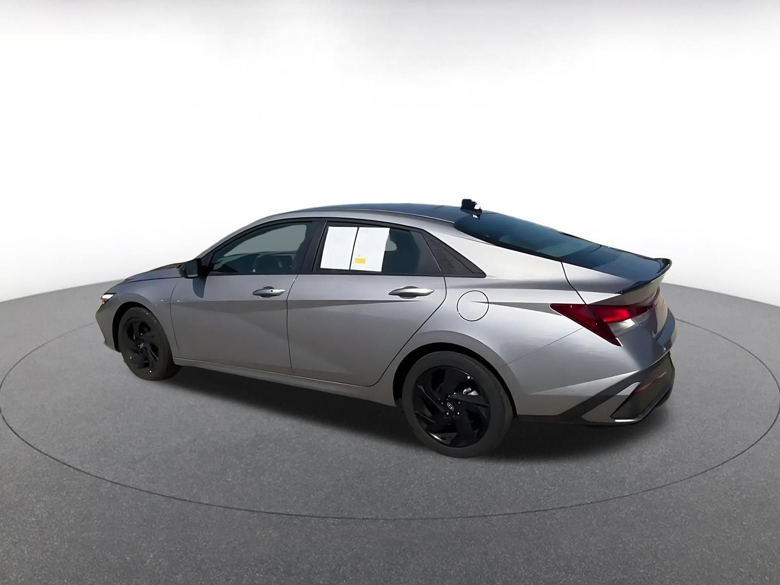 Thumbnail: 2026 Hyundai Elantra - 10