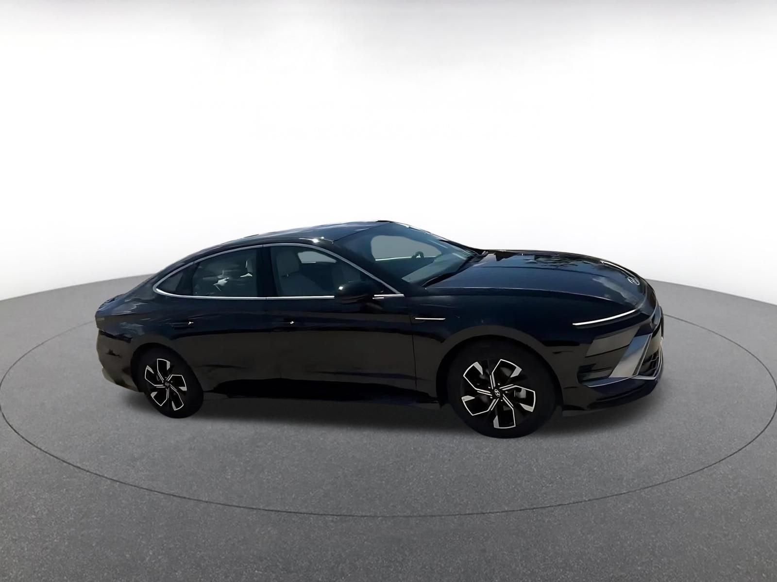 Thumbnail: 2025 Hyundai Sonata - 2