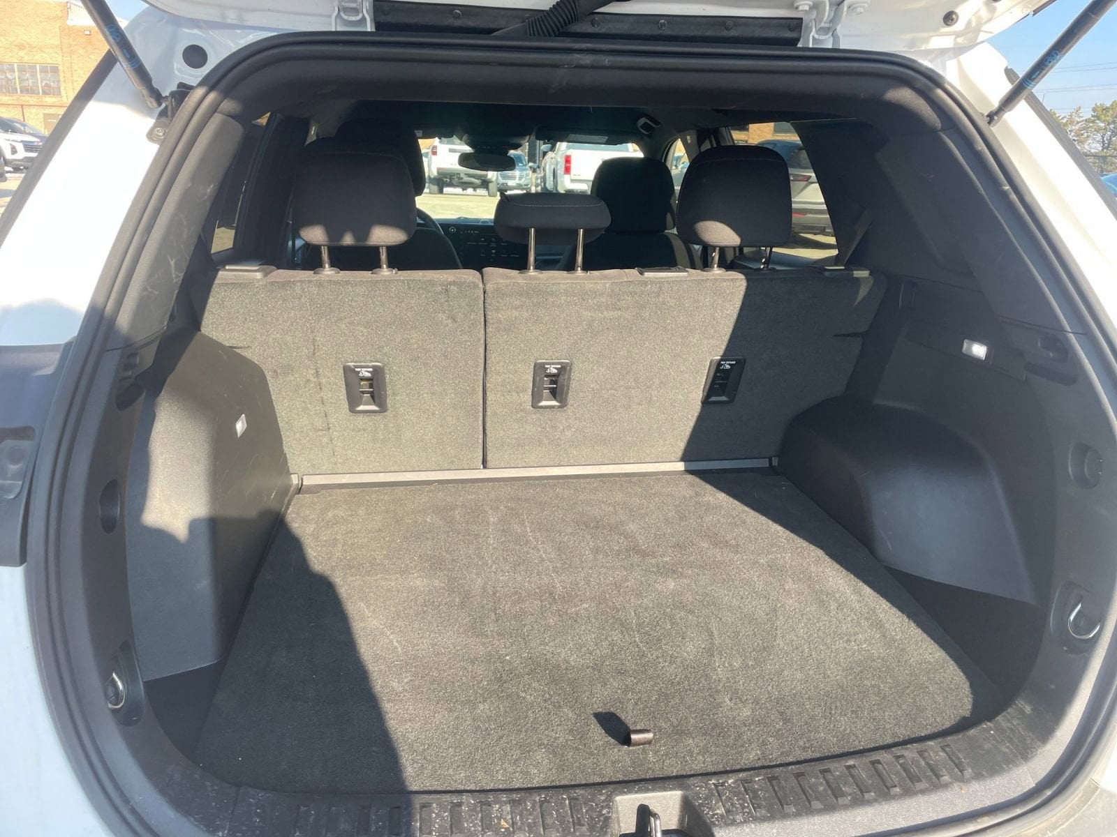 Thumbnail: 2025 Chevrolet Equinox - 31