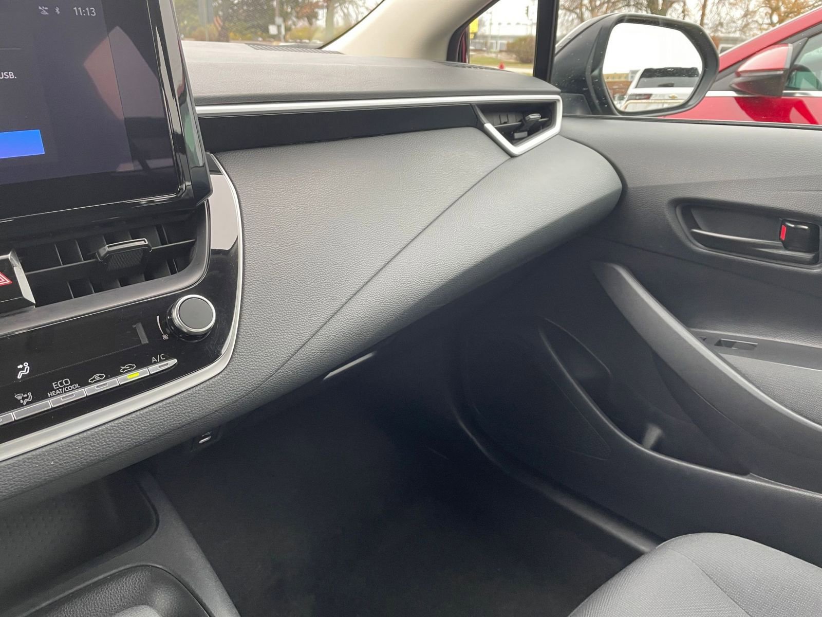 Thumbnail: 2025 Toyota Corolla - 34