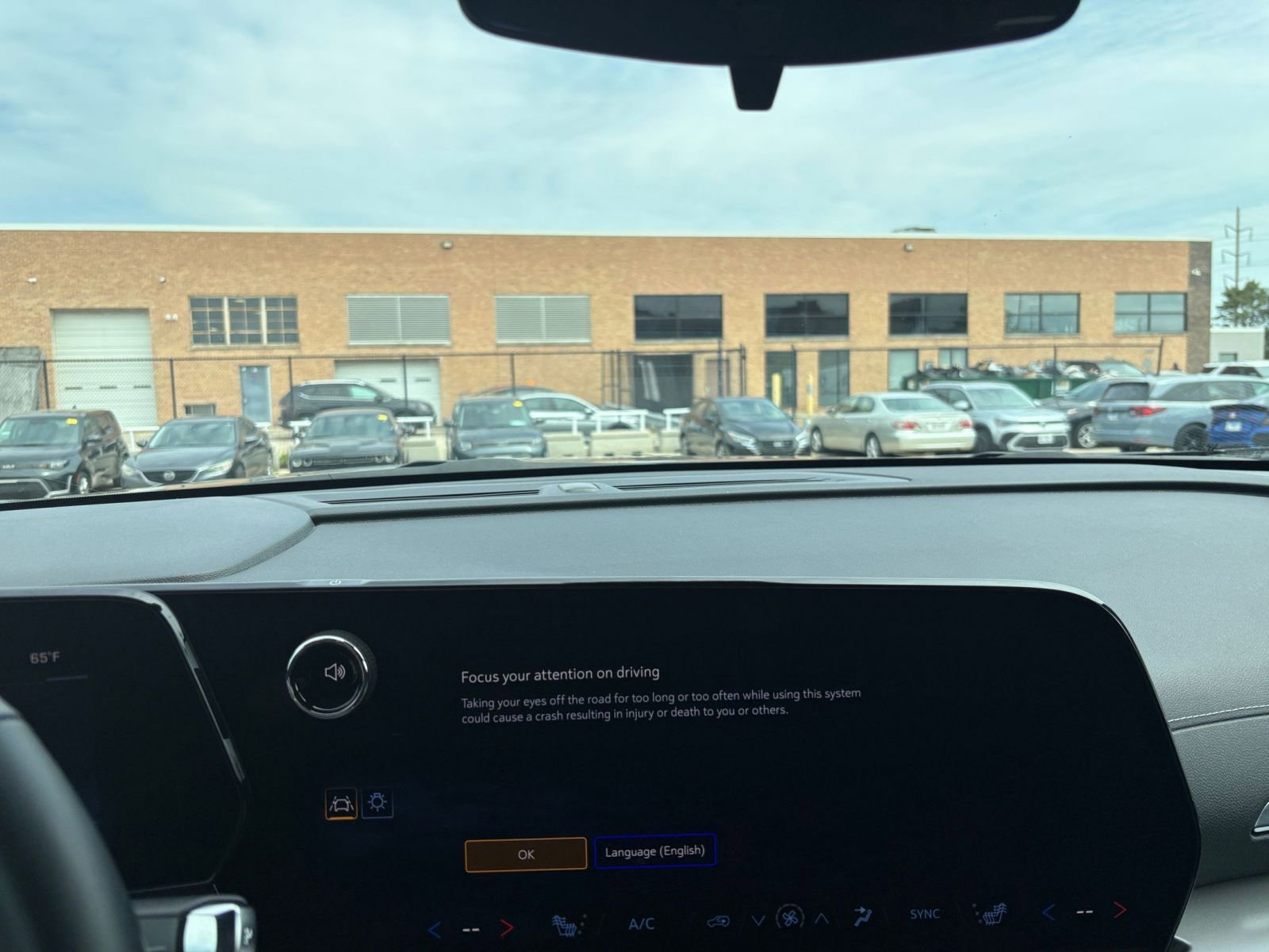 Thumbnail: 2025 Chevrolet Traverse - 17