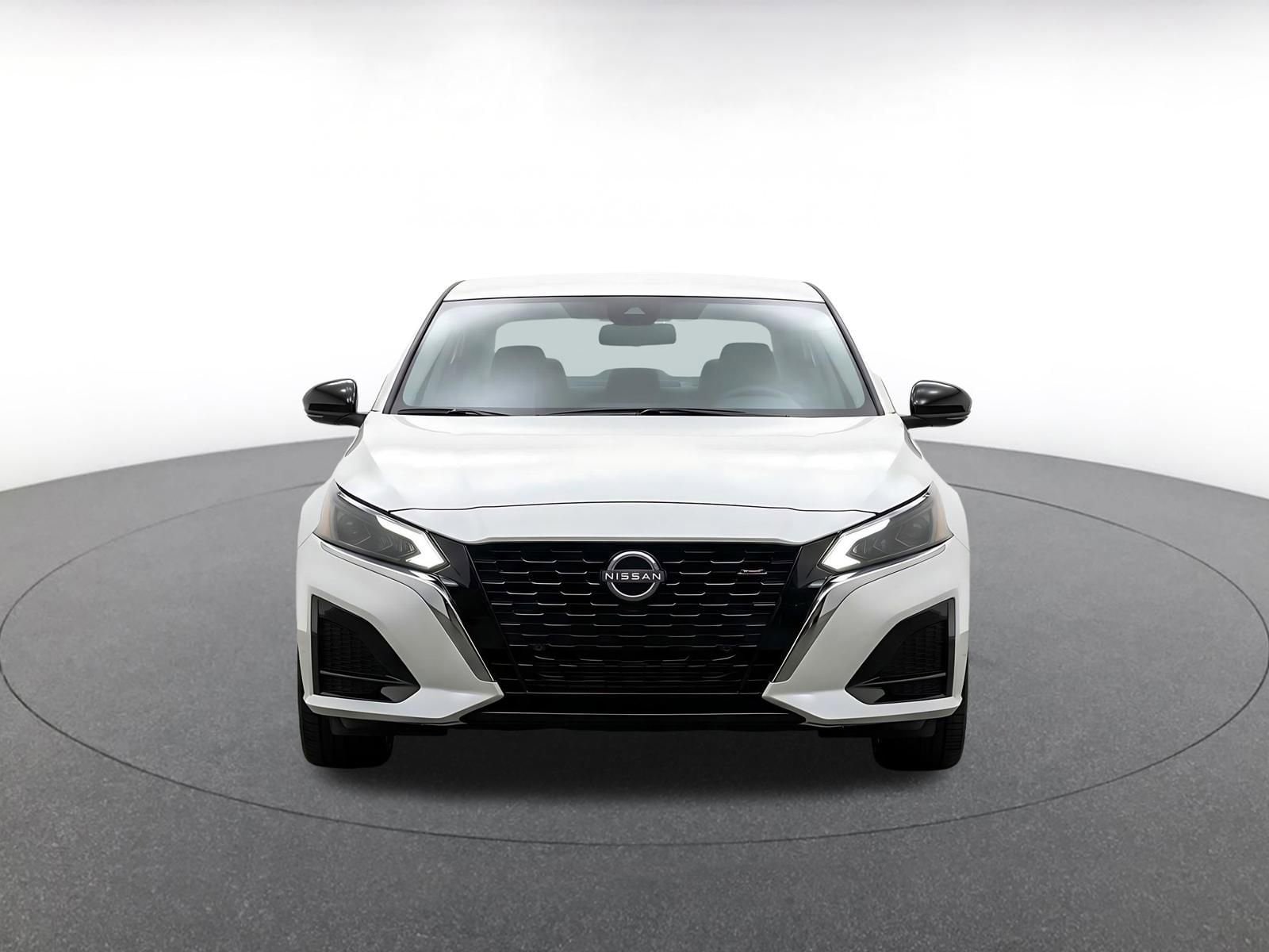 Thumbnail: 2025 Nissan Altima - 2