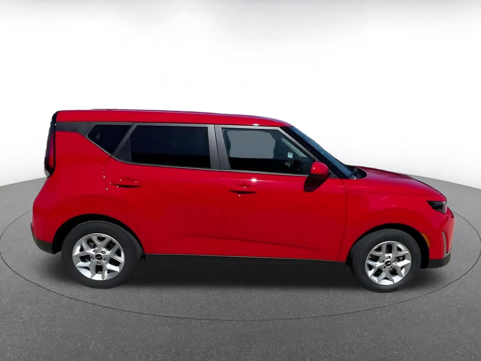 Thumbnail: 2025 Kia Soul - 16