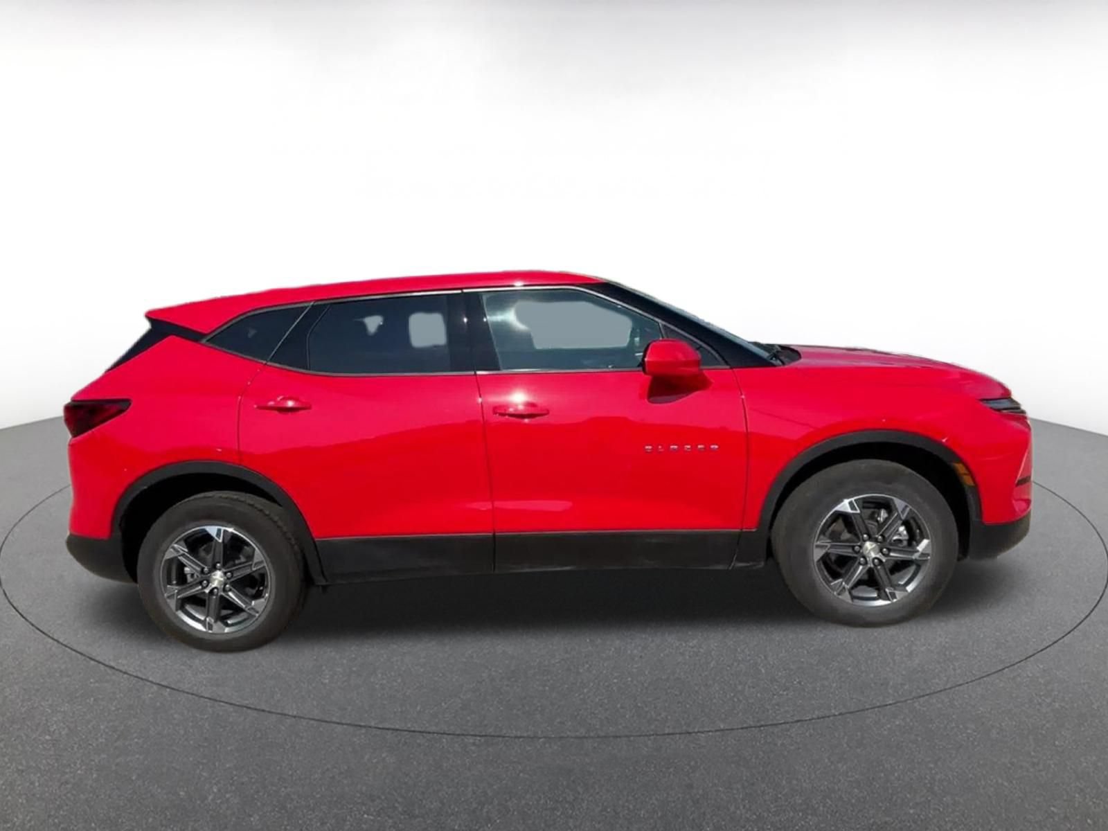 Thumbnail: 2025 Chevrolet Blazer - 16