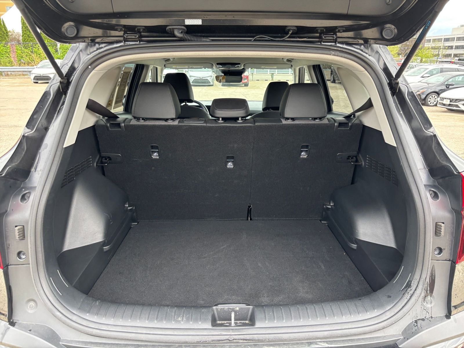 Thumbnail: 2025 Kia Seltos - 32