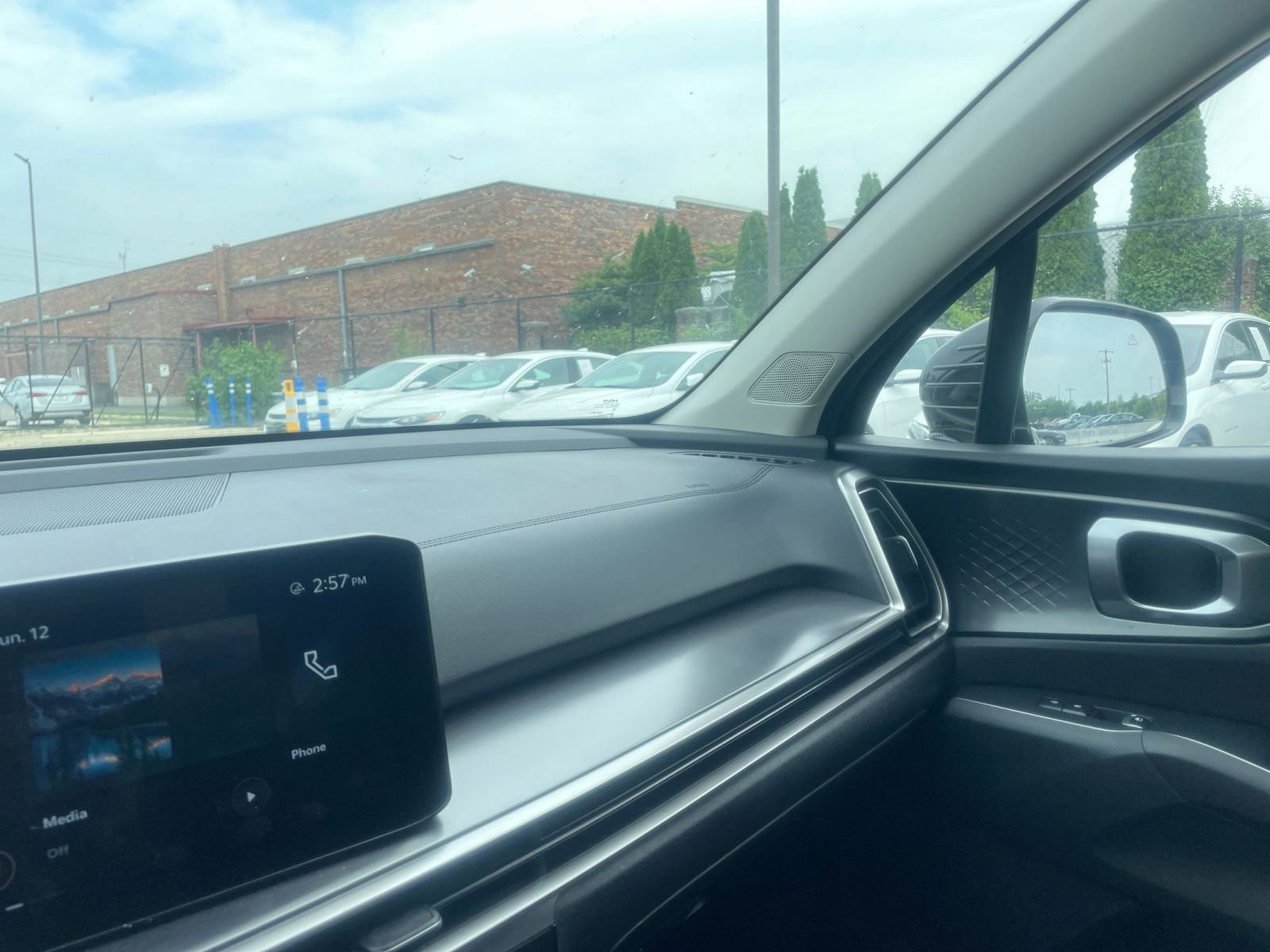 2024 Kia Sorento S 35