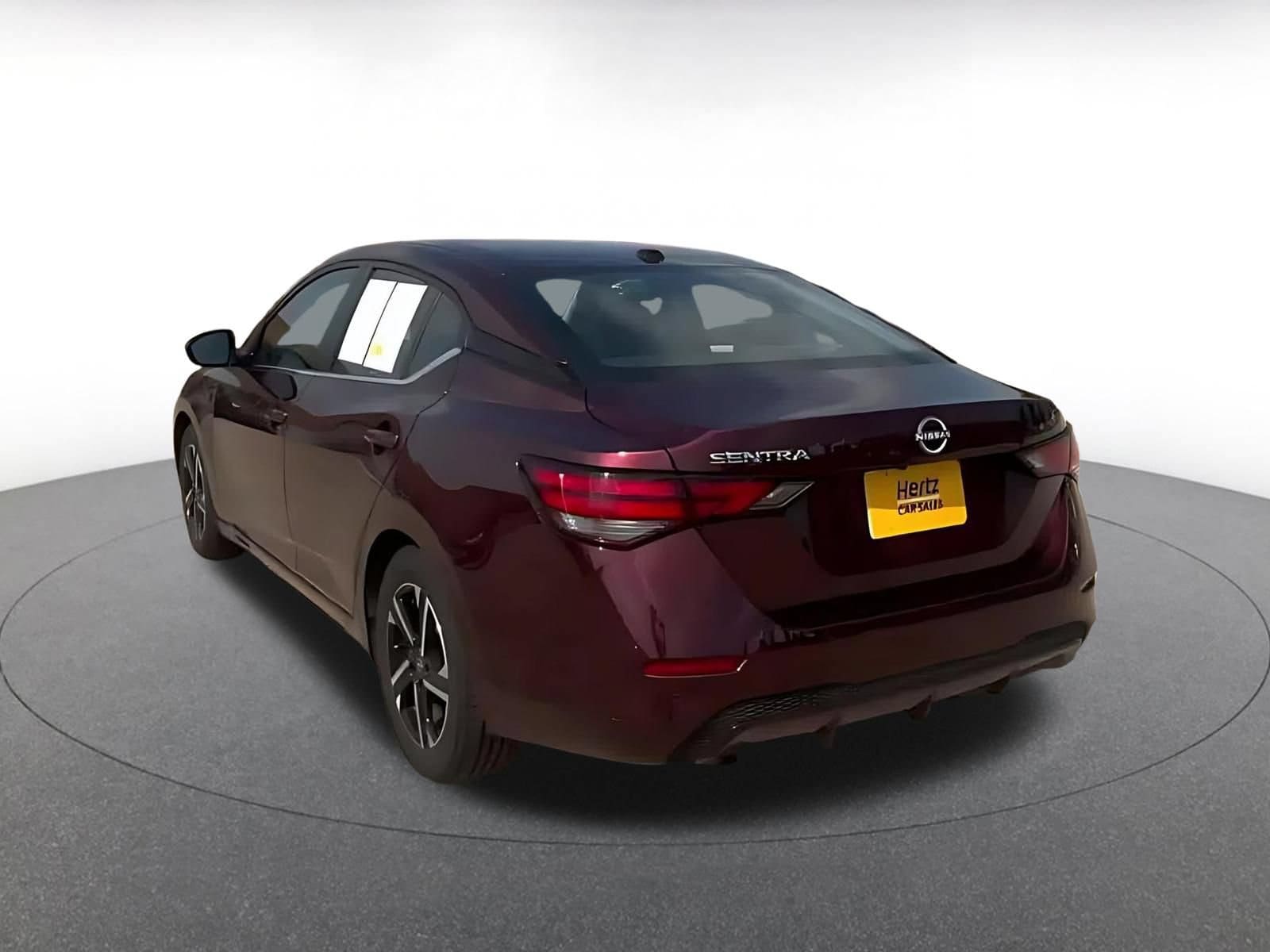Thumbnail: 2025 Nissan Sentra - 9