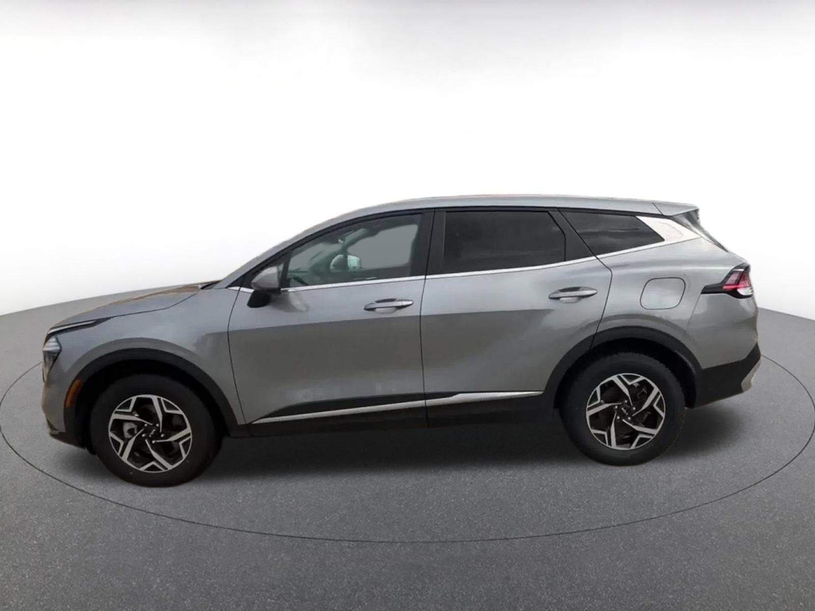 Thumbnail: 2024 Kia Sportage - 9