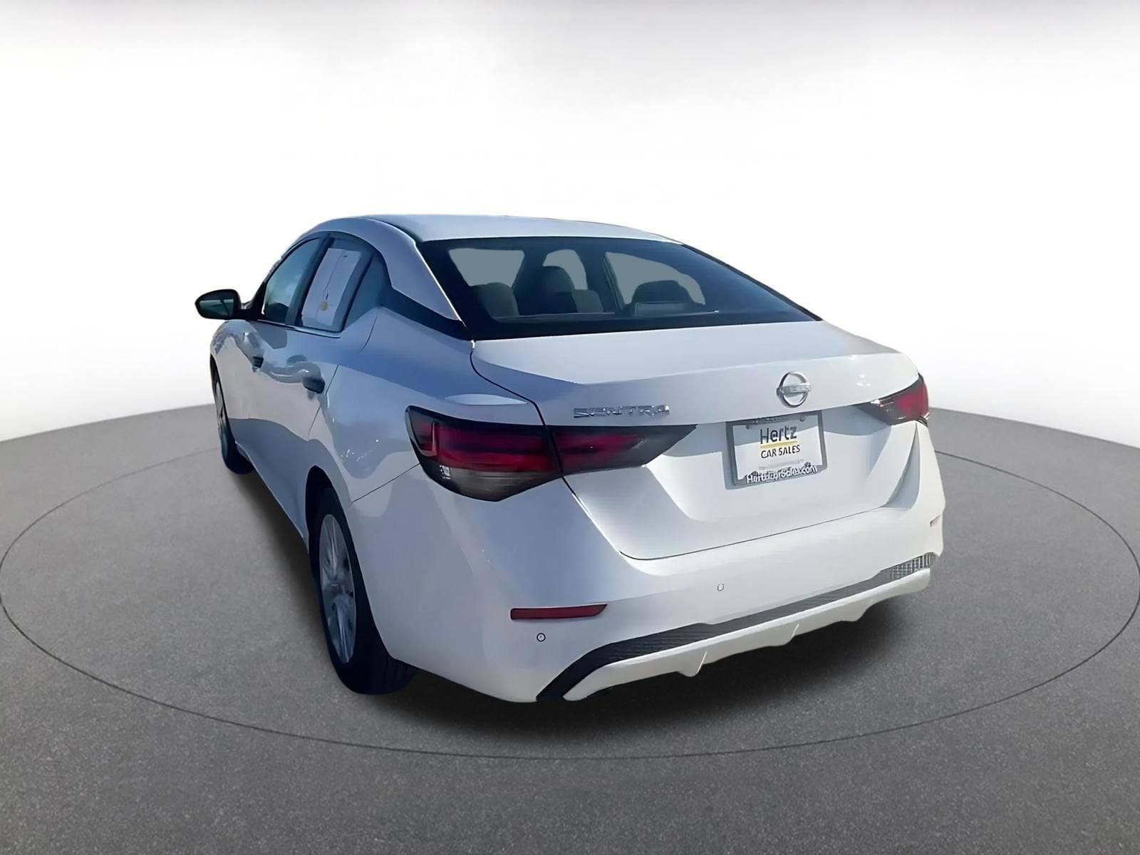 Thumbnail: 2025 Nissan Sentra - 11