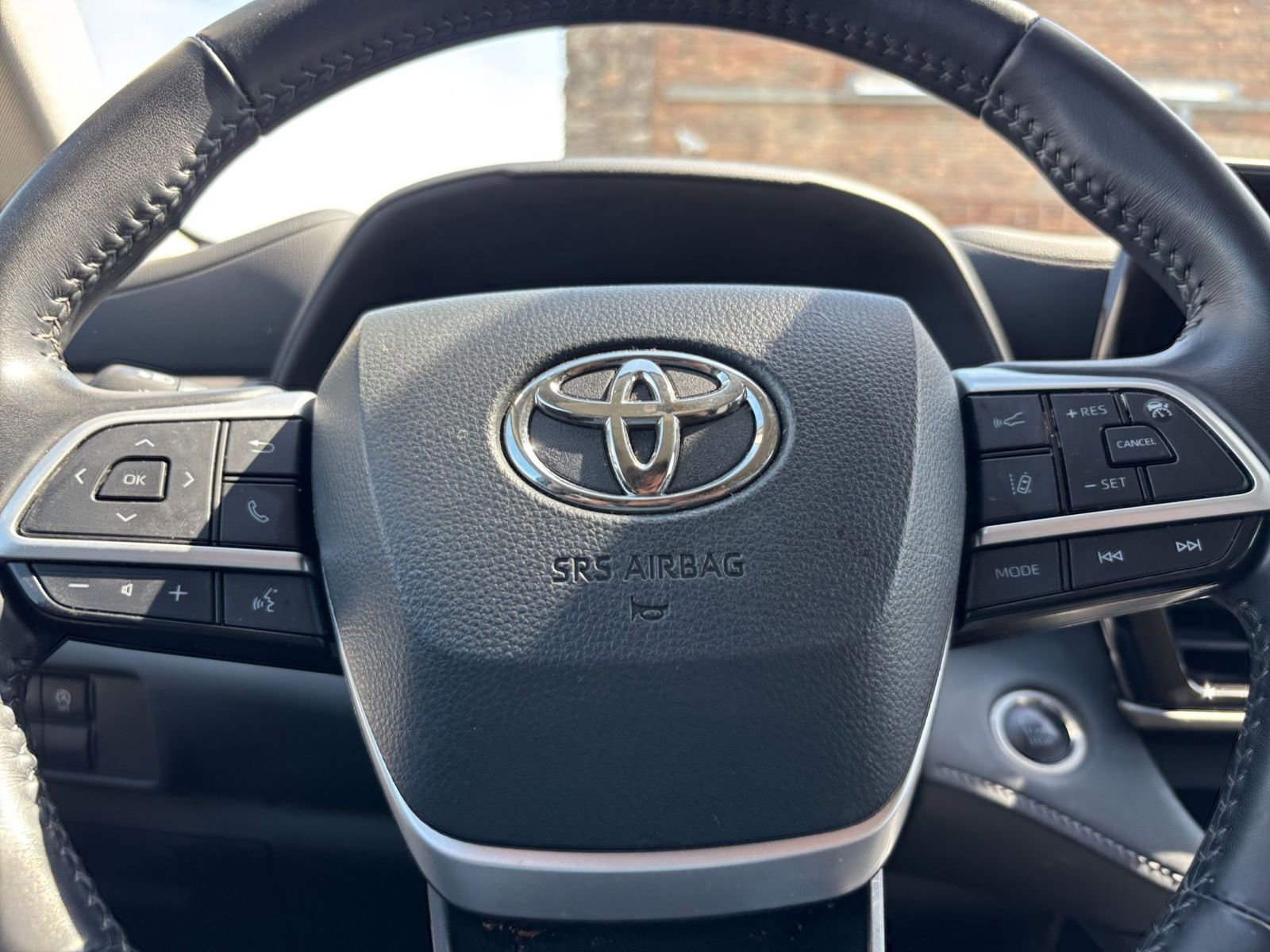 Thumbnail: 2025 Toyota Highlander - 29