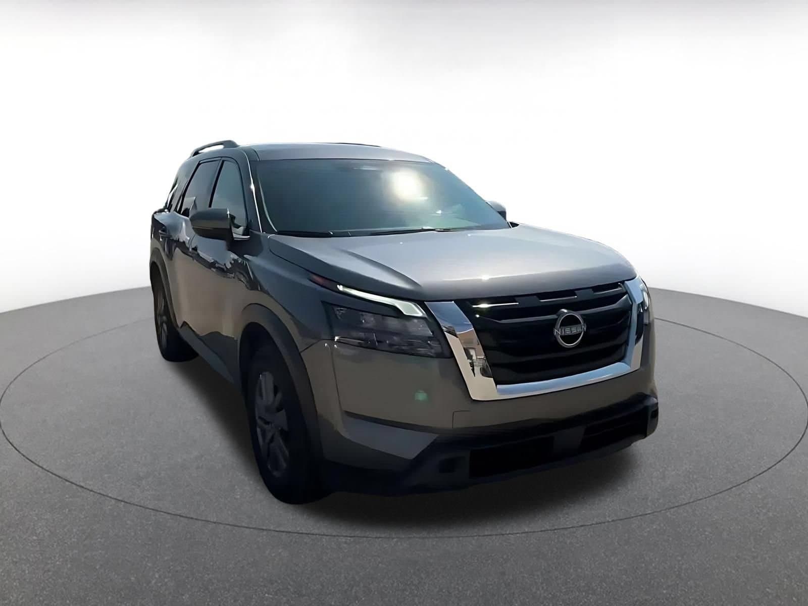 Thumbnail: 2025 Nissan Pathfinder - 3