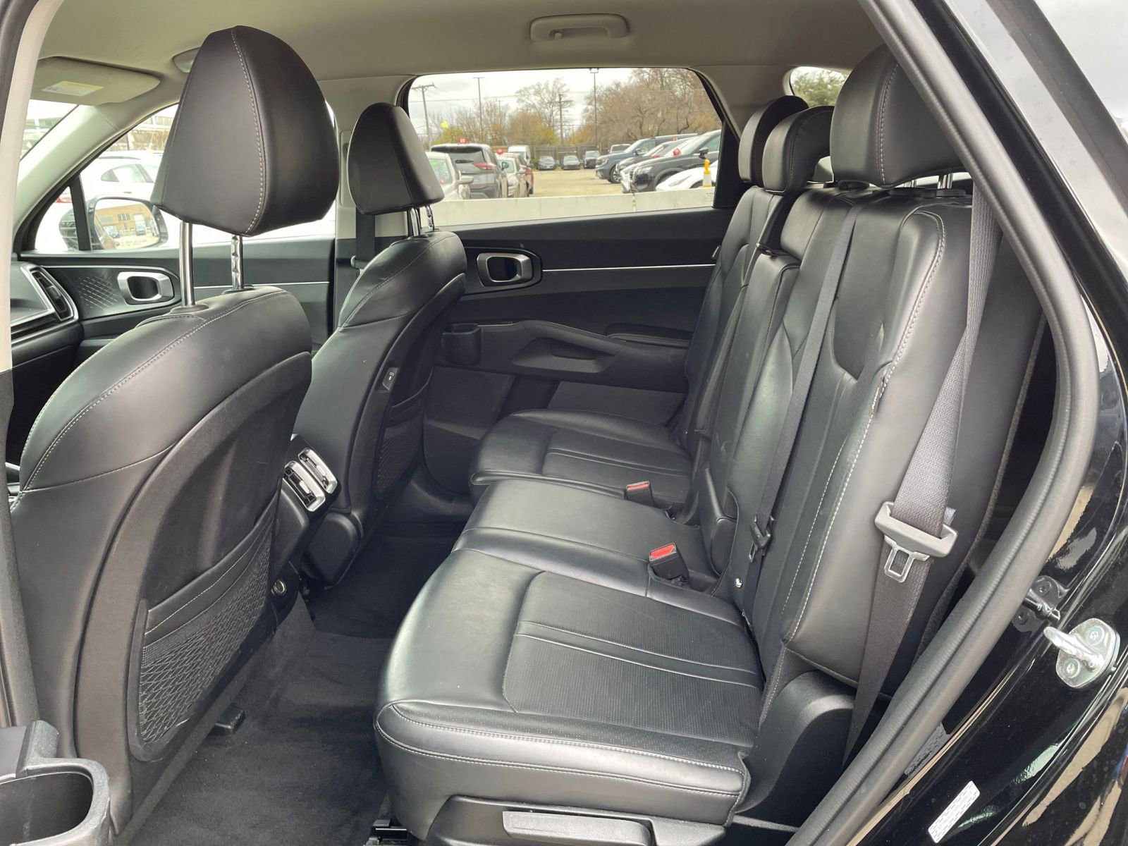 Thumbnail: 2024 Kia Sorento - 27