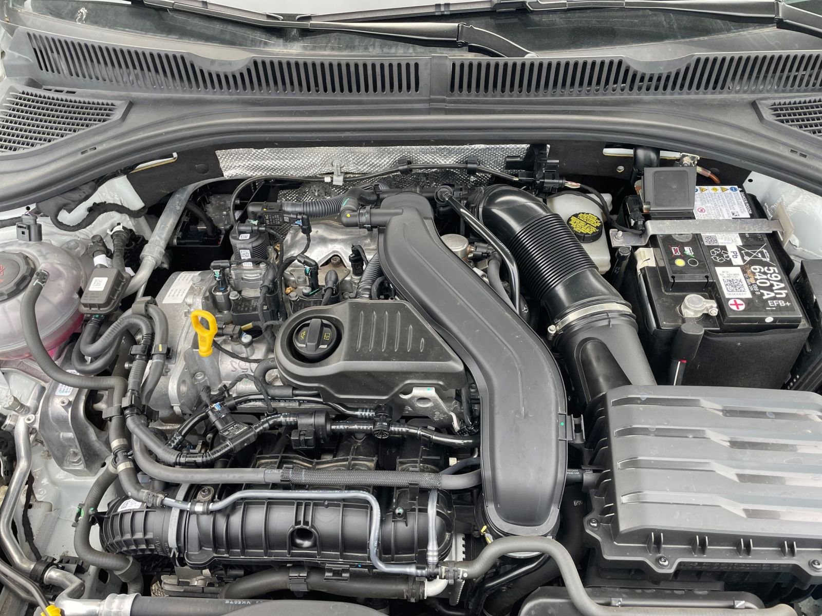 2024 Volkswagen Jetta S 32