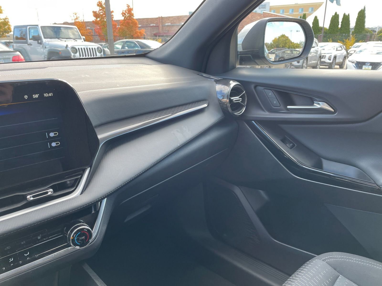 Thumbnail: 2025 Chevrolet Equinox - 35