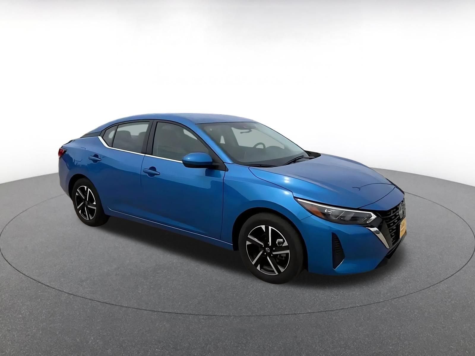 Thumbnail: 2025 Nissan Sentra - 2