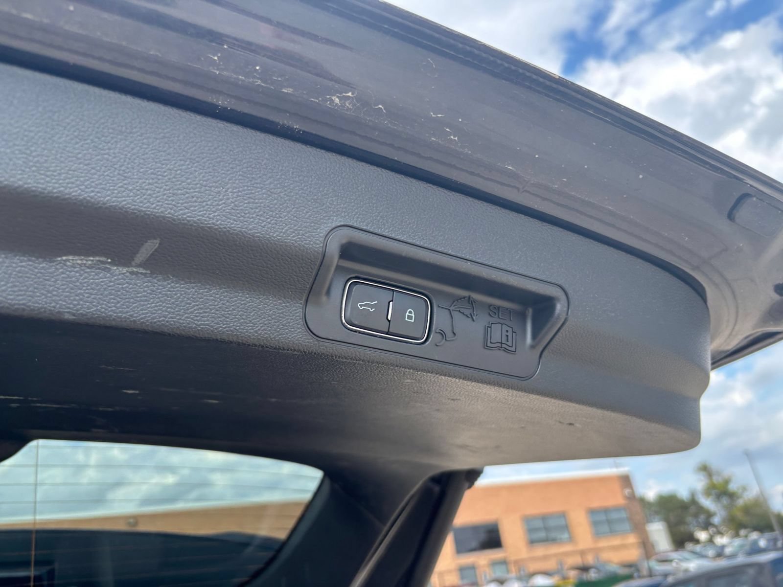 Thumbnail: 2024 Ford Explorer - 22
