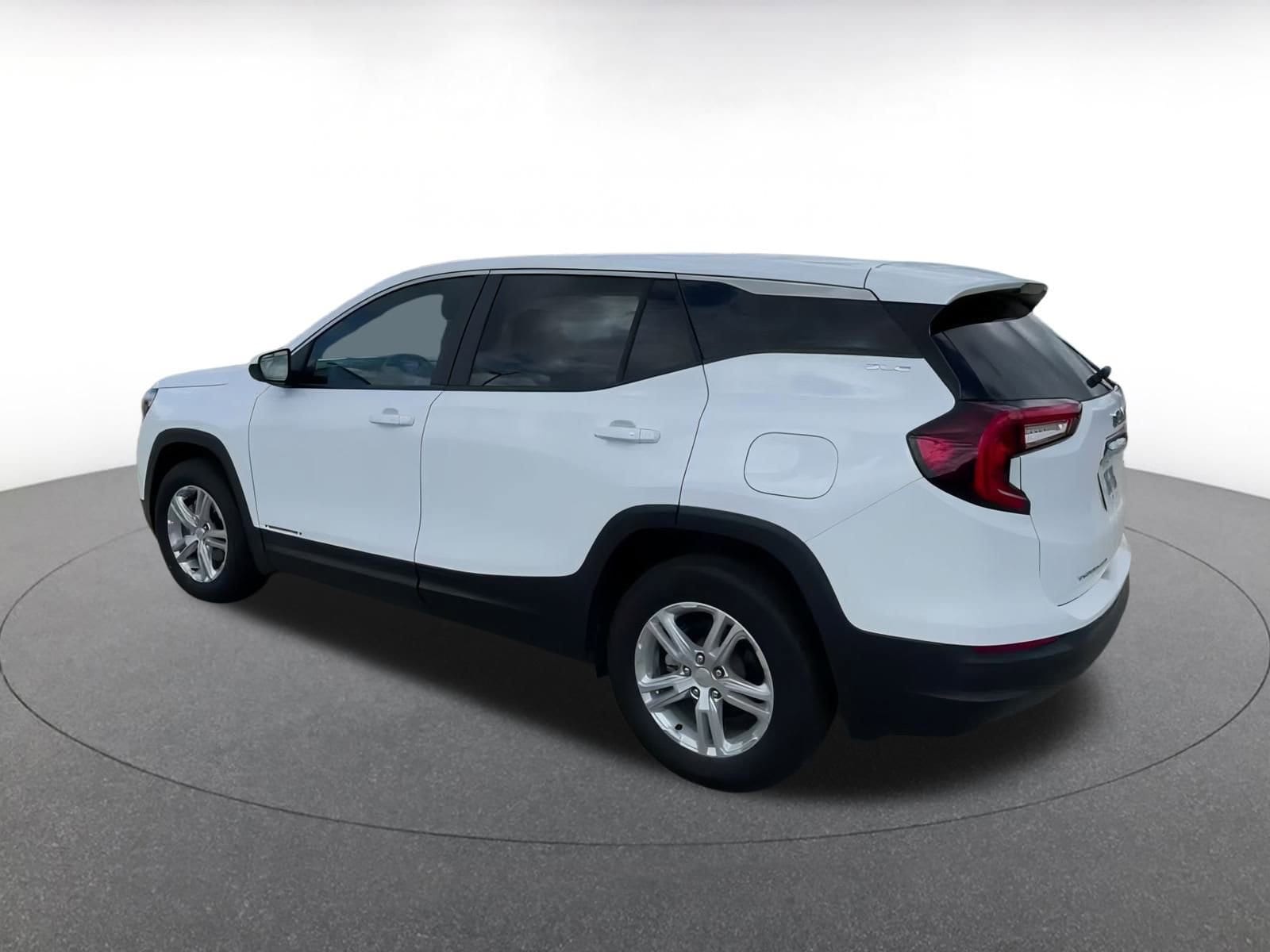 Thumbnail: 2024 GMC Terrain - 10
