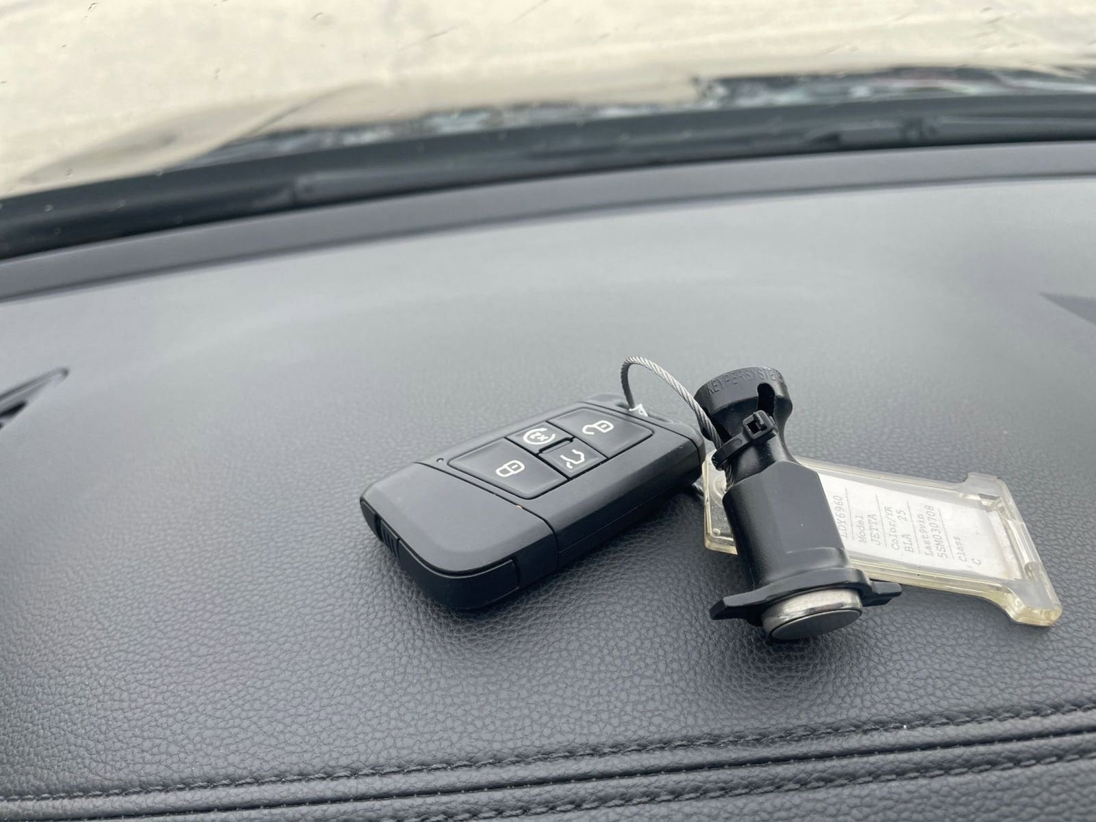 Thumbnail: 2025 Volkswagen Jetta - 21