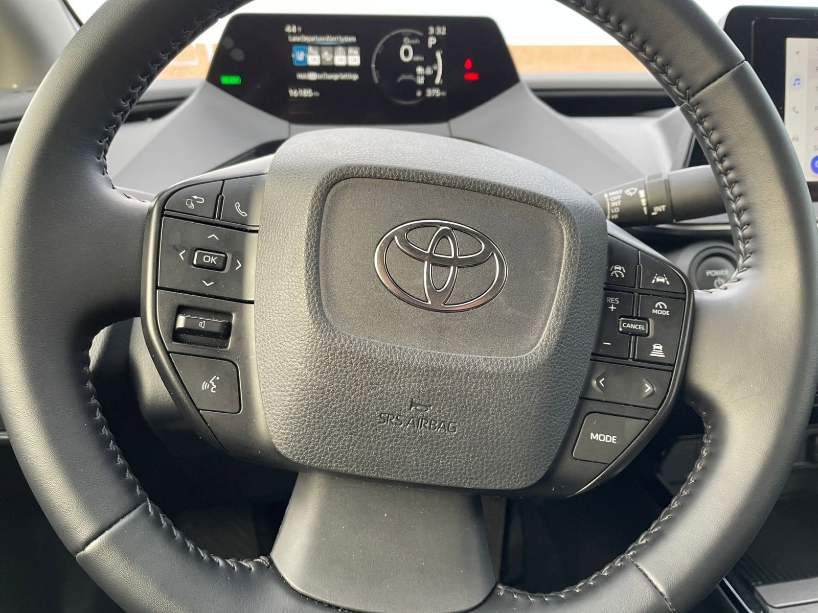 Thumbnail: 2025 Toyota Prius - 27