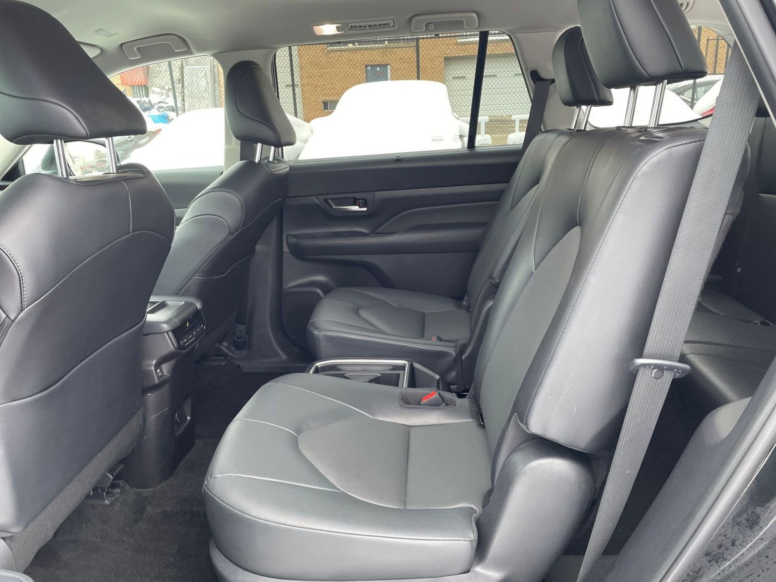 Thumbnail: 2025 Toyota Grand Highlander - 27