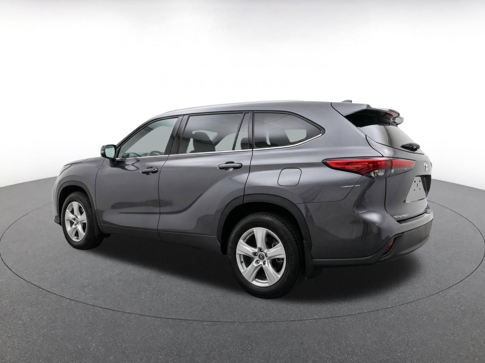 Thumbnail: 2025 Toyota Highlander - 7