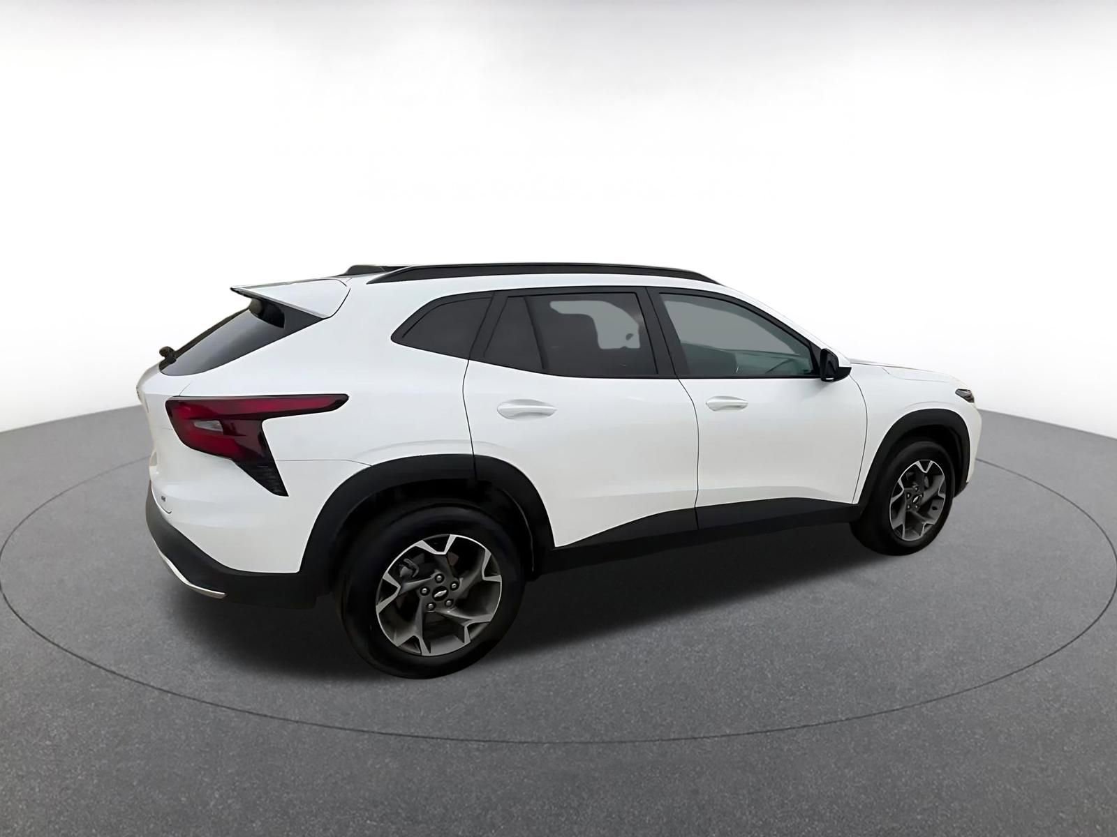Thumbnail: 2025 Kia K4 - 14