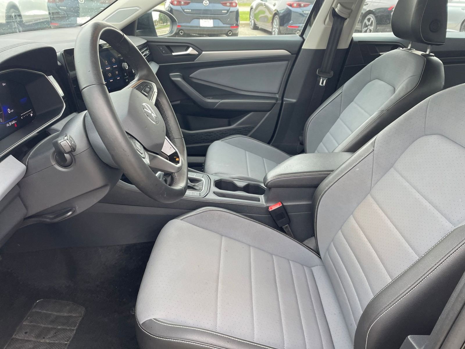 Thumbnail: 2025 Volkswagen Jetta - 25