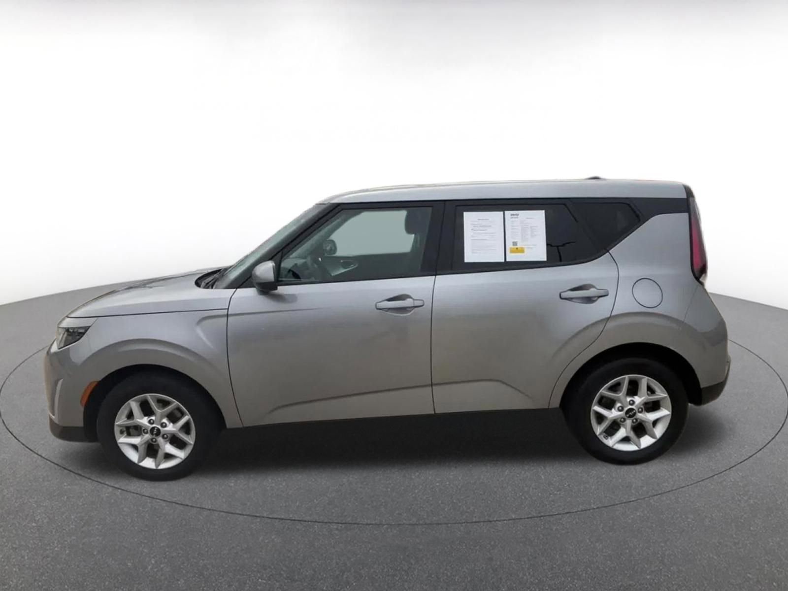 Thumbnail: 2024 Kia Soul - 9