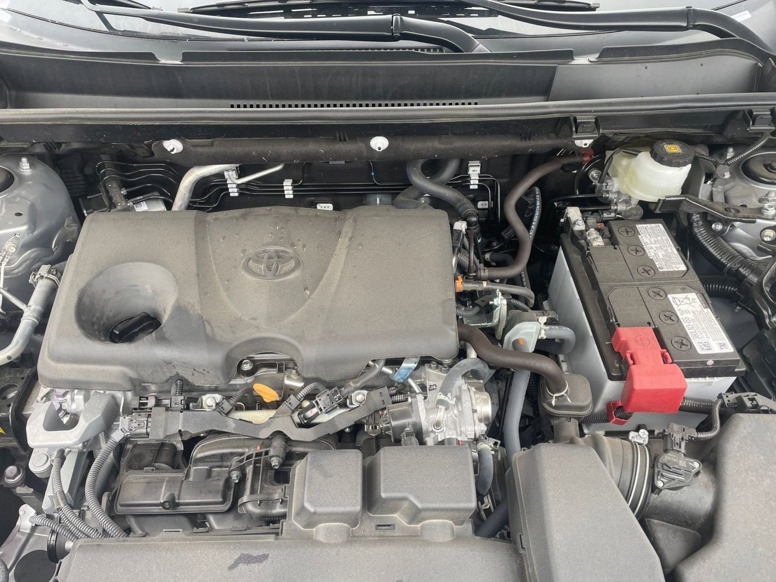 Thumbnail: 2025 Toyota RAV4 - 32