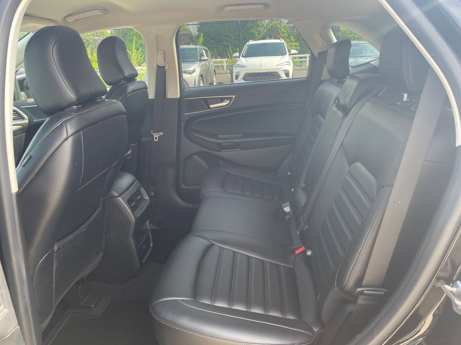 Thumbnail: 2023 Ford Edge - 25
