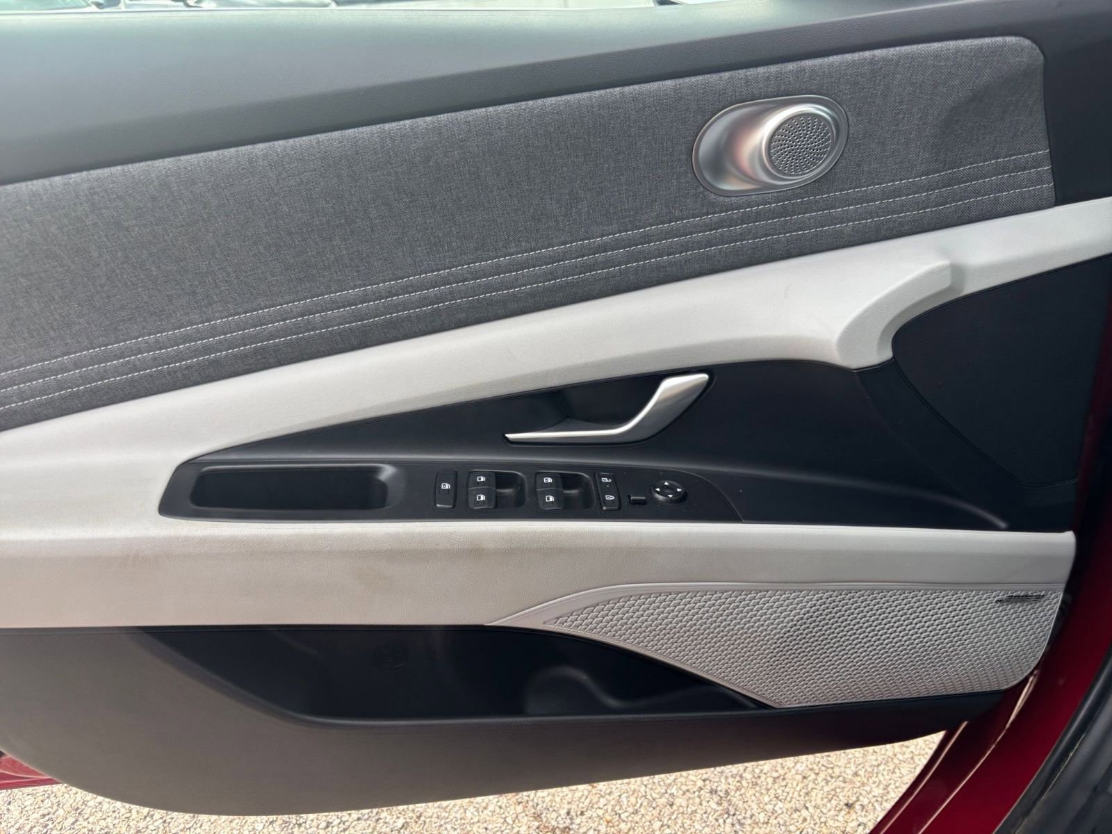 Thumbnail: 2025 Hyundai Elantra - 18