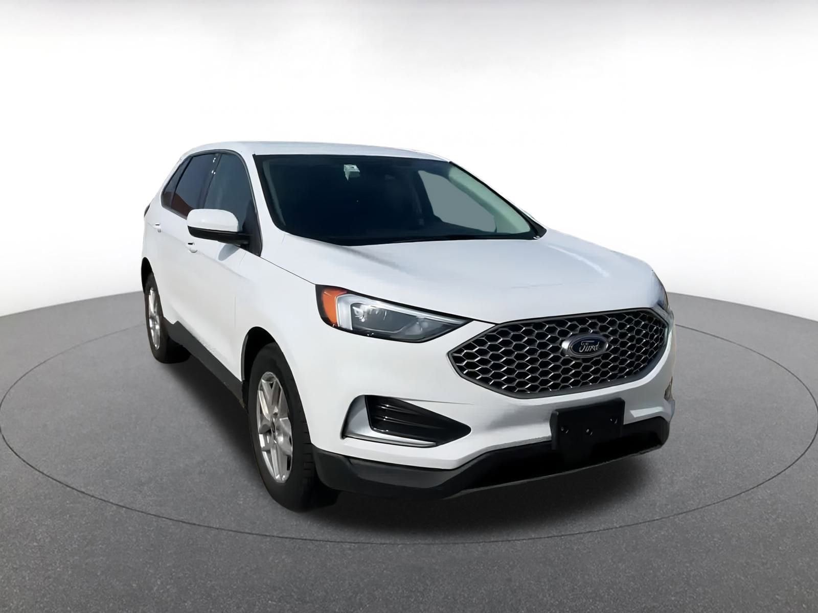 Thumbnail: 2024 Ford Edge - 3