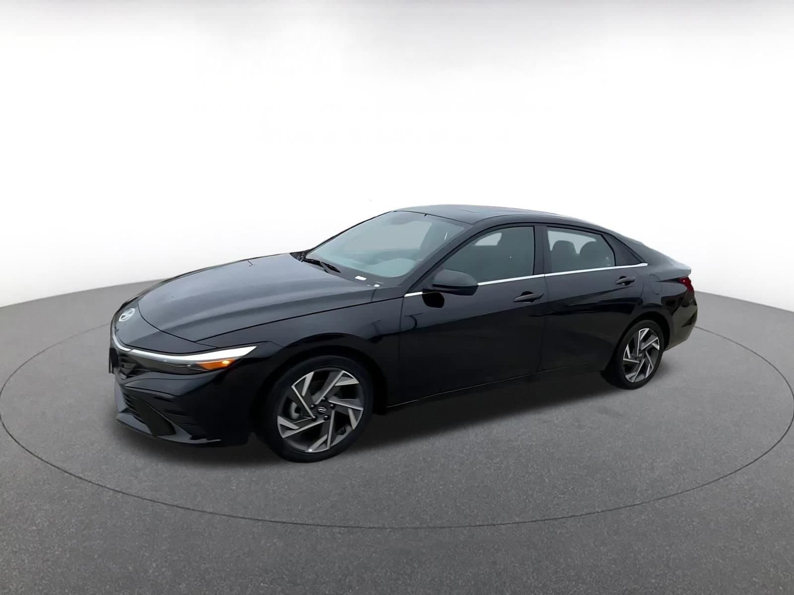 Thumbnail: 2025 Hyundai Elantra - 8