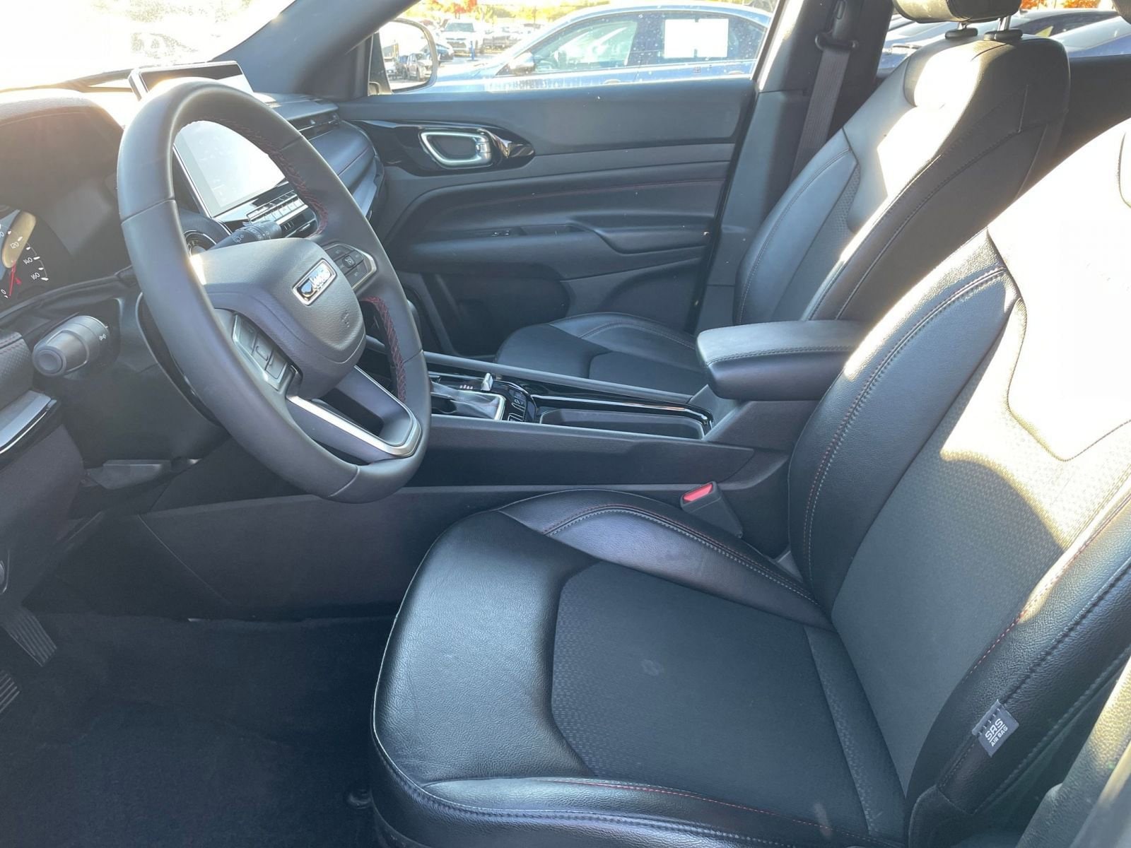 Thumbnail: 2025 Jeep Compass - 27