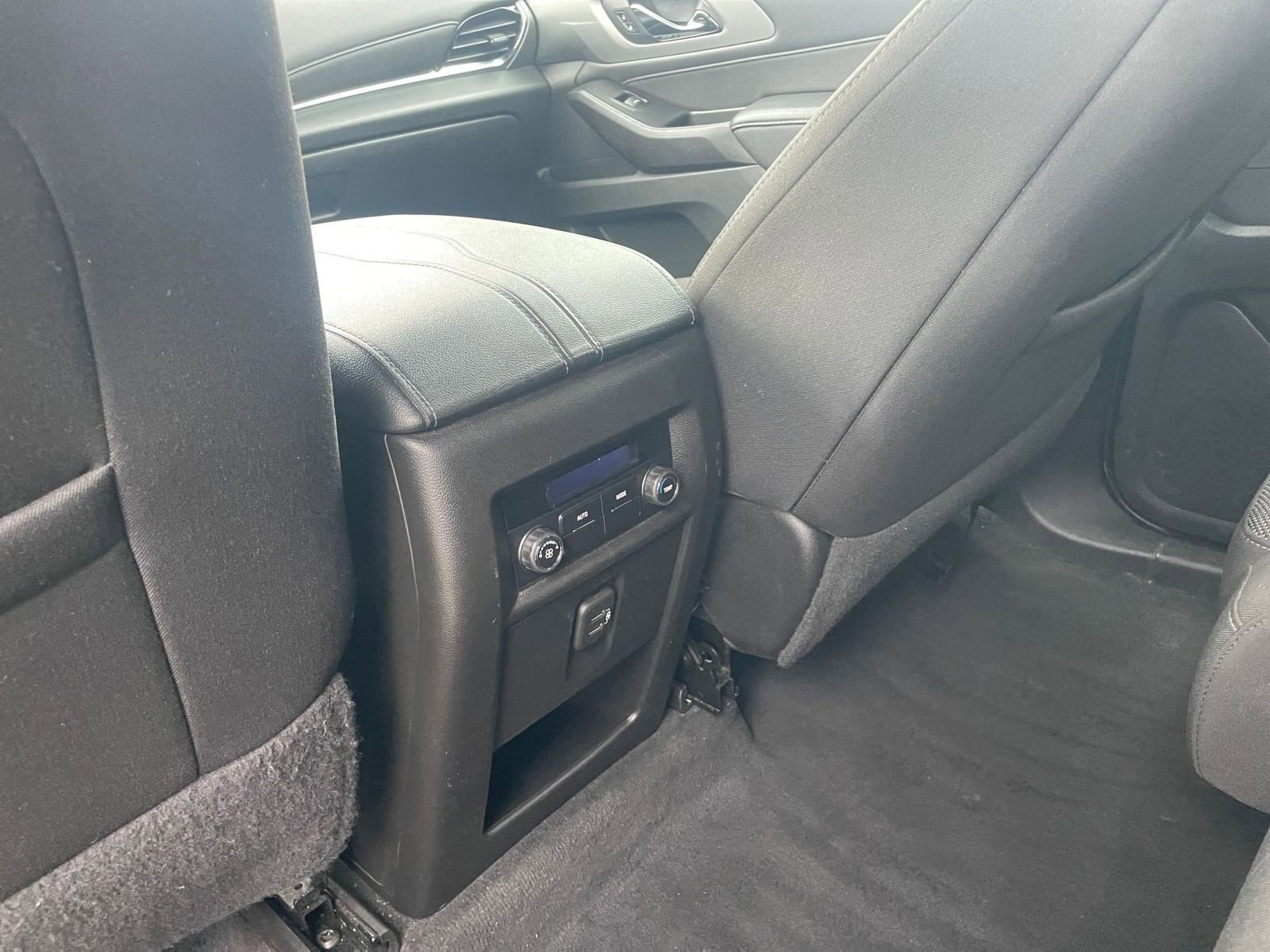 Thumbnail: 2023 Chevrolet Traverse - 23