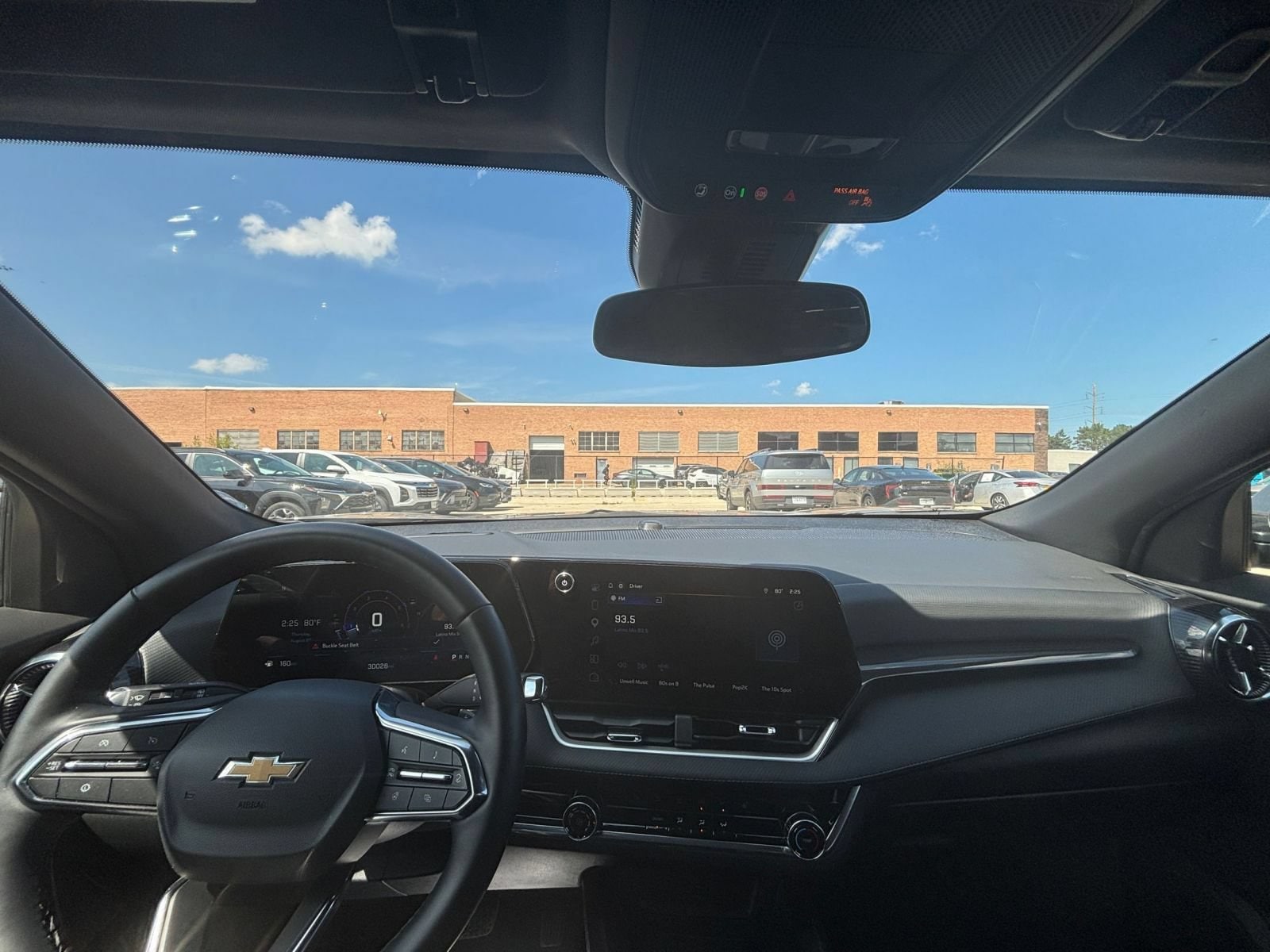 Thumbnail: 2025 Chevrolet Equinox - 33