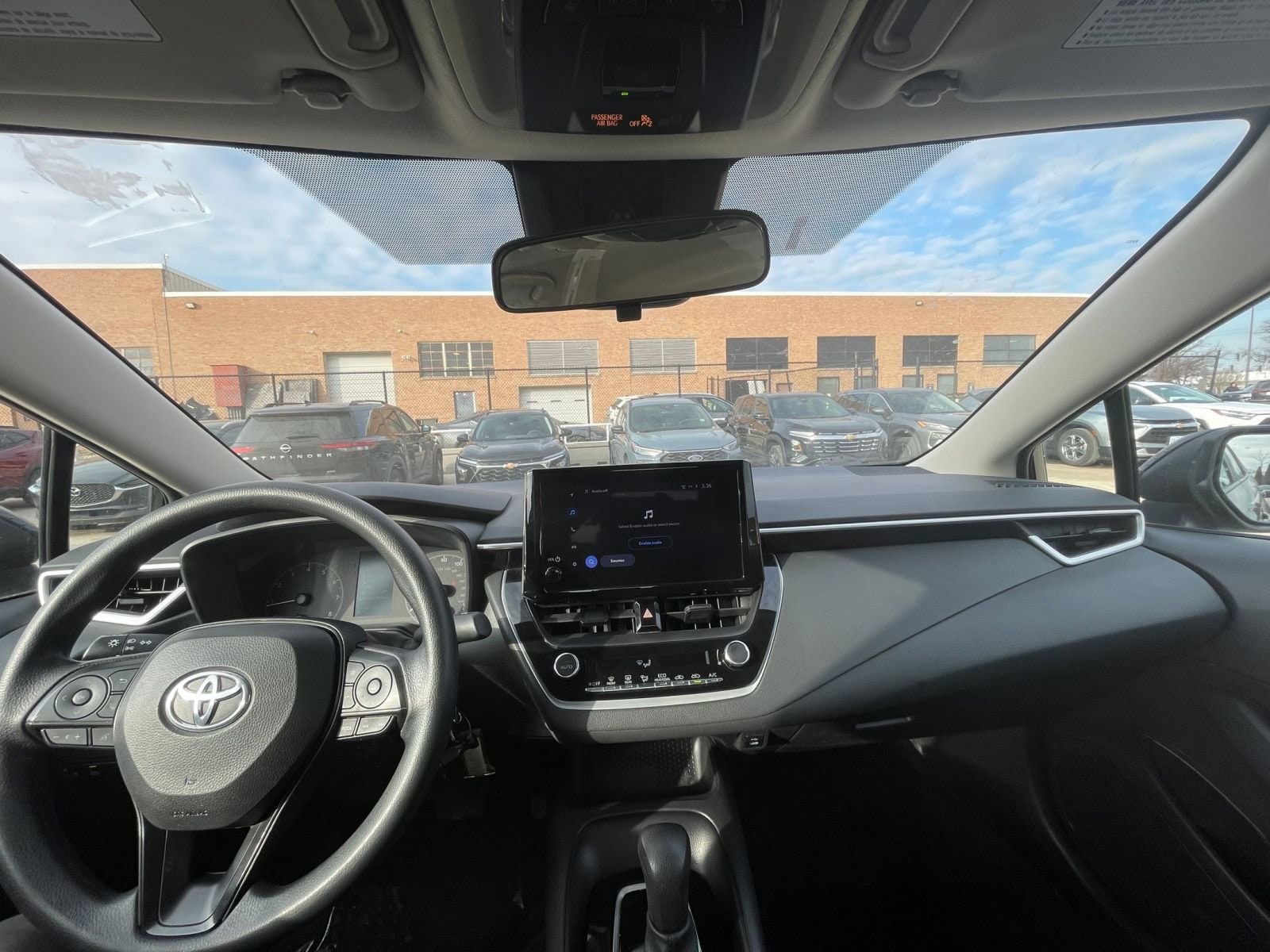 Thumbnail: 2023 Toyota Corolla - 32