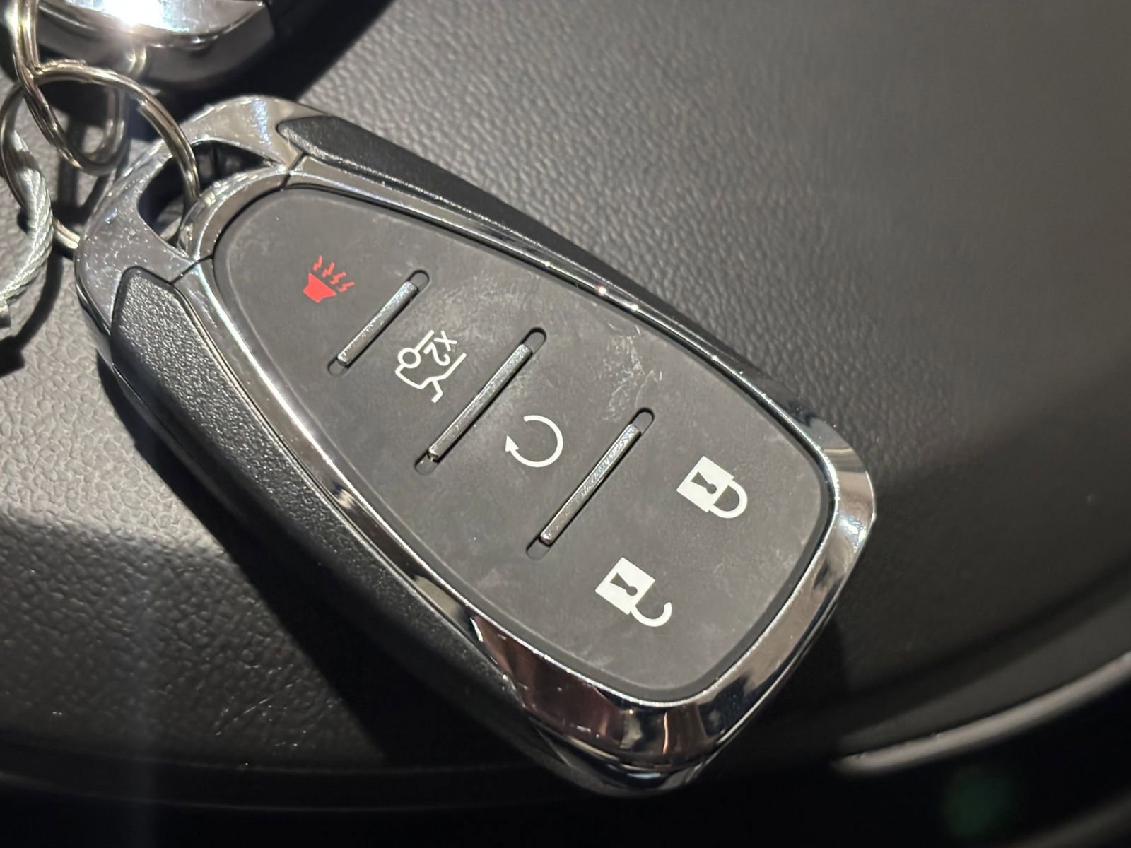 Thumbnail: 2023 Chevrolet Malibu - 25