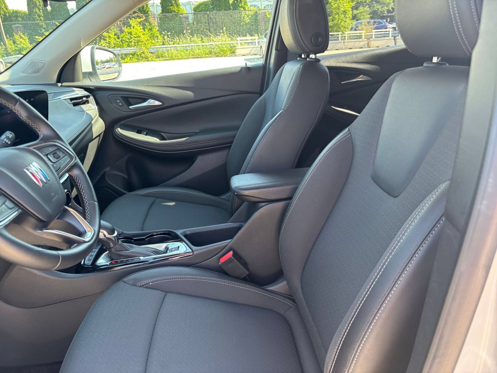 Thumbnail: 2025 Buick Encore GX - 24