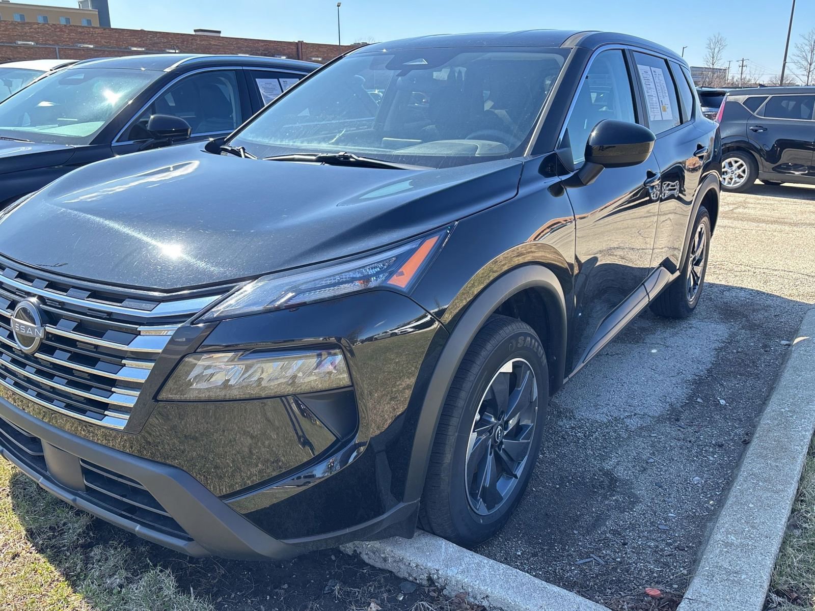 Thumbnail: 2025 Nissan Rogue - 3