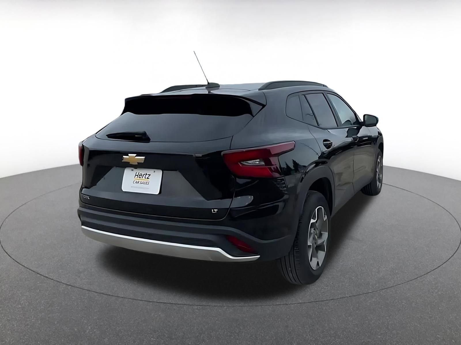 Thumbnail: 2025 Chevrolet Trax - 14