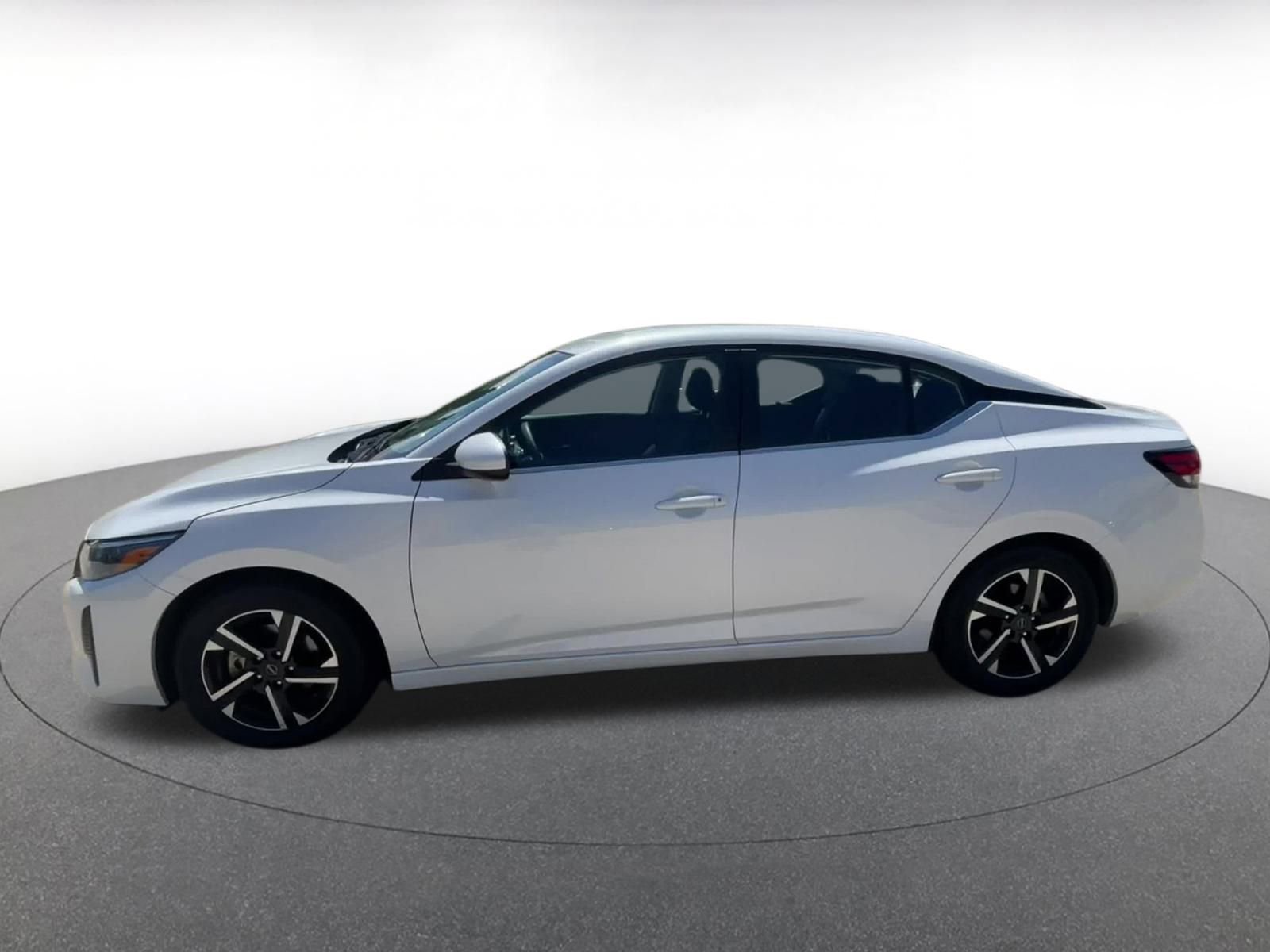 Thumbnail: 2024 Nissan Sentra - 11