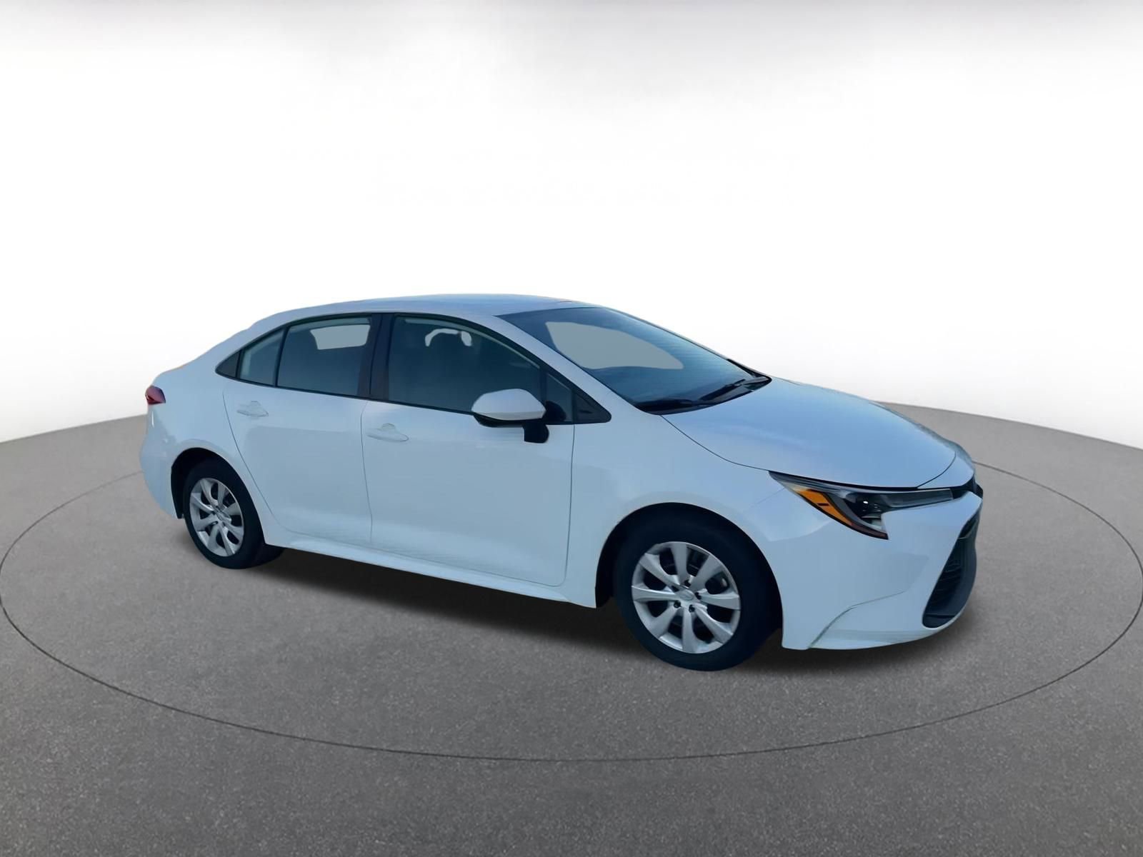 Thumbnail: 2025 Toyota Corolla - 2