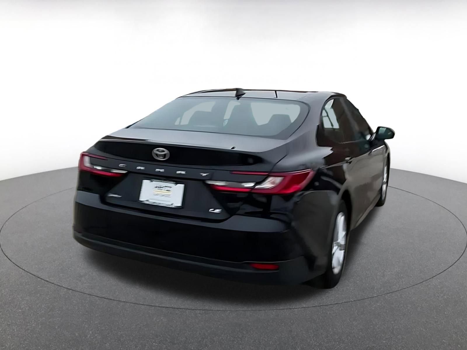 Thumbnail: 2025 Toyota Camry - 14