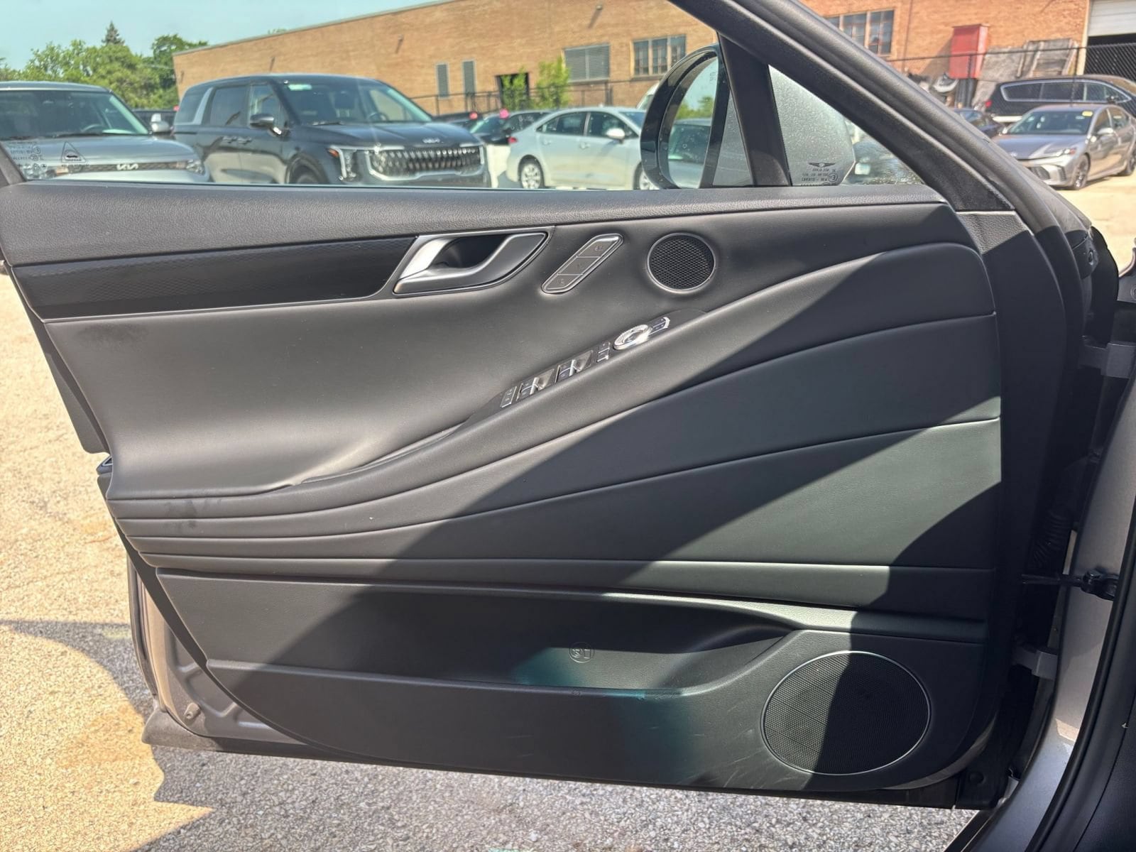 Thumbnail: 2026 Genesis G80 - 18
