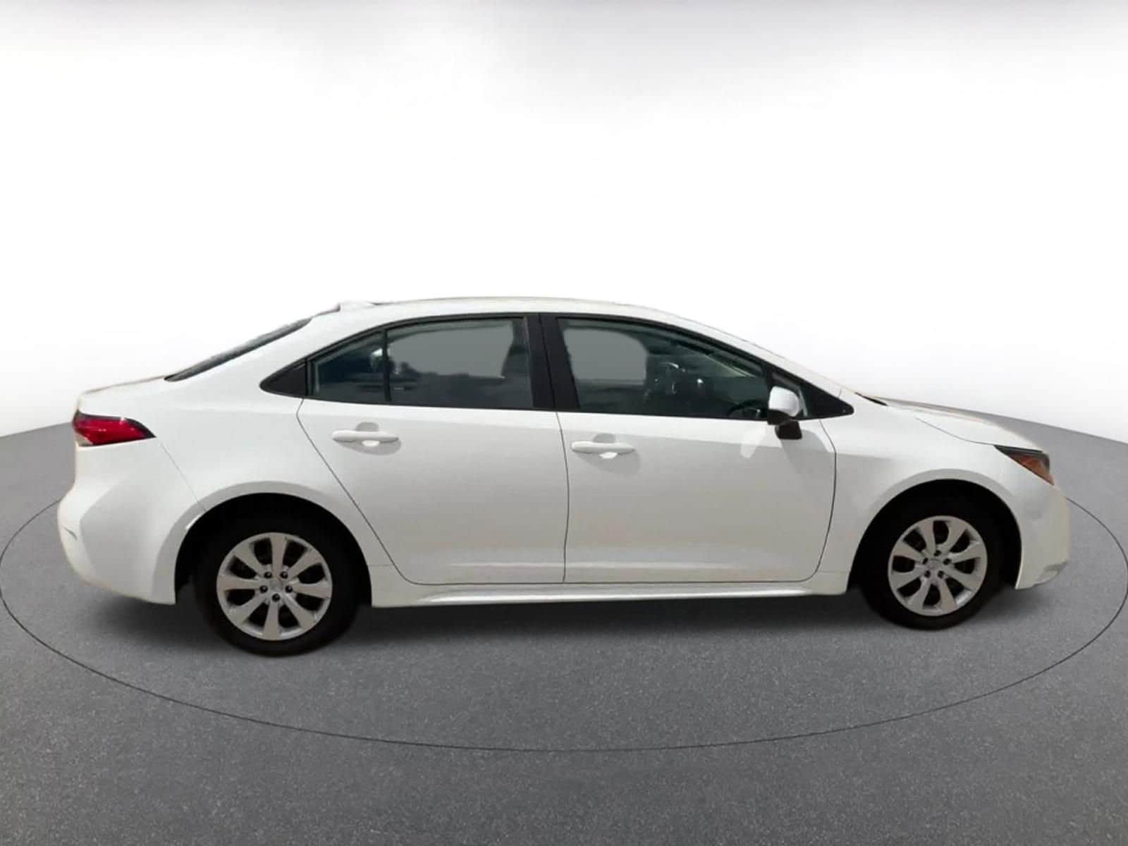 Thumbnail: 2025 Toyota Corolla - 16