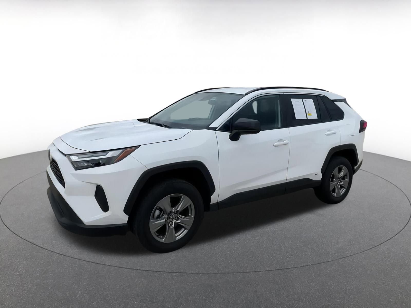 Thumbnail: 2025 Toyota RAV4 - 8